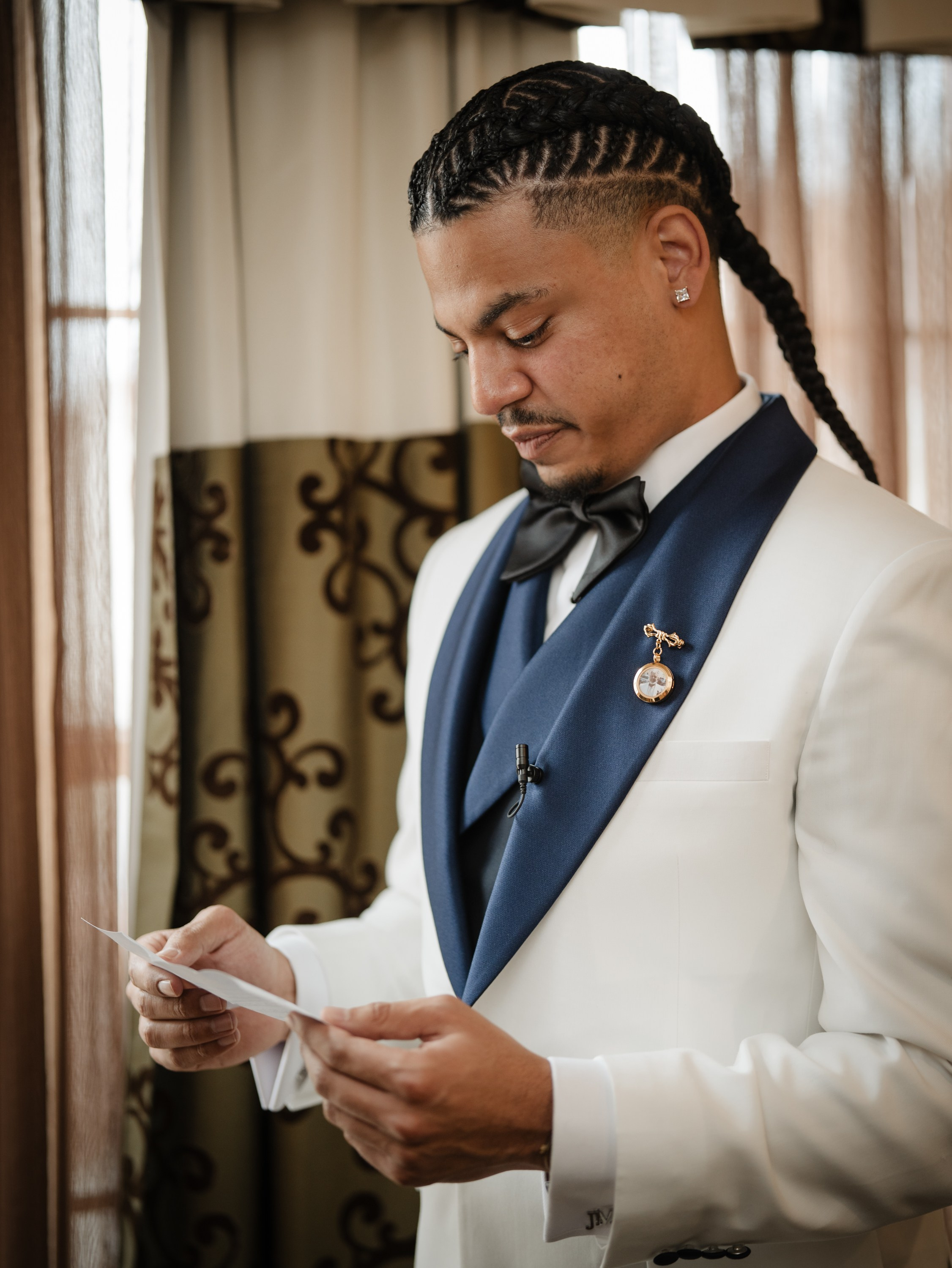 Julio and Tiana’s wedding. Woodbury, NY. Portrait and wedding photographer in New York