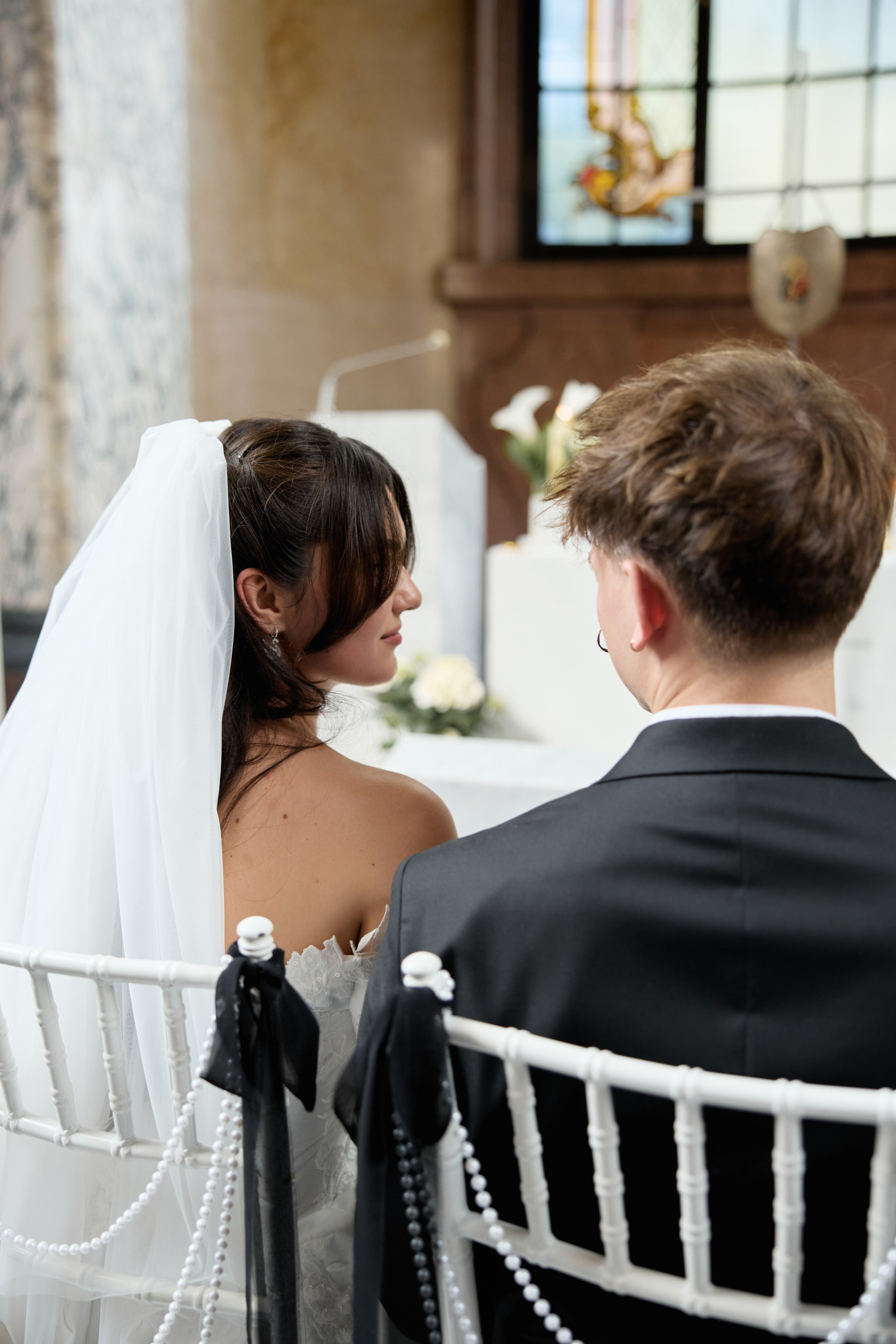 Wiktoria & Kacper. Pałac Goetz. Fotograf ślubny i rodzinny w Krakowie Yana Klymova