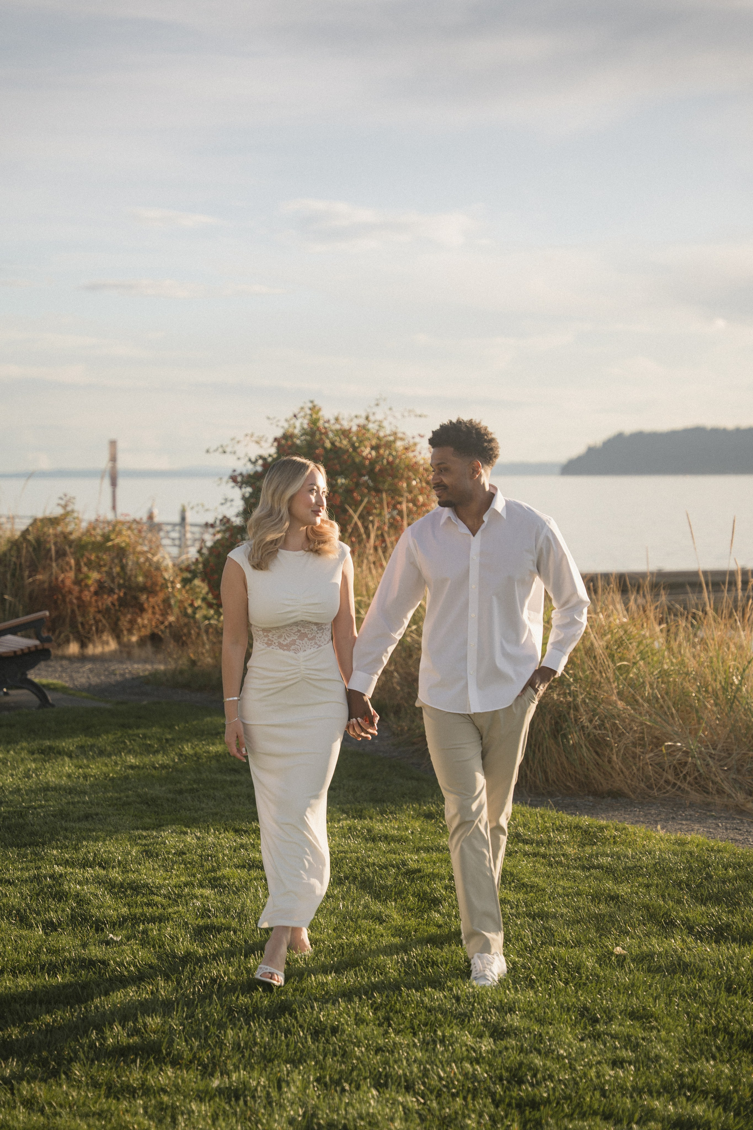 Robert and Sarah. Photographer in Washington Sophia D
