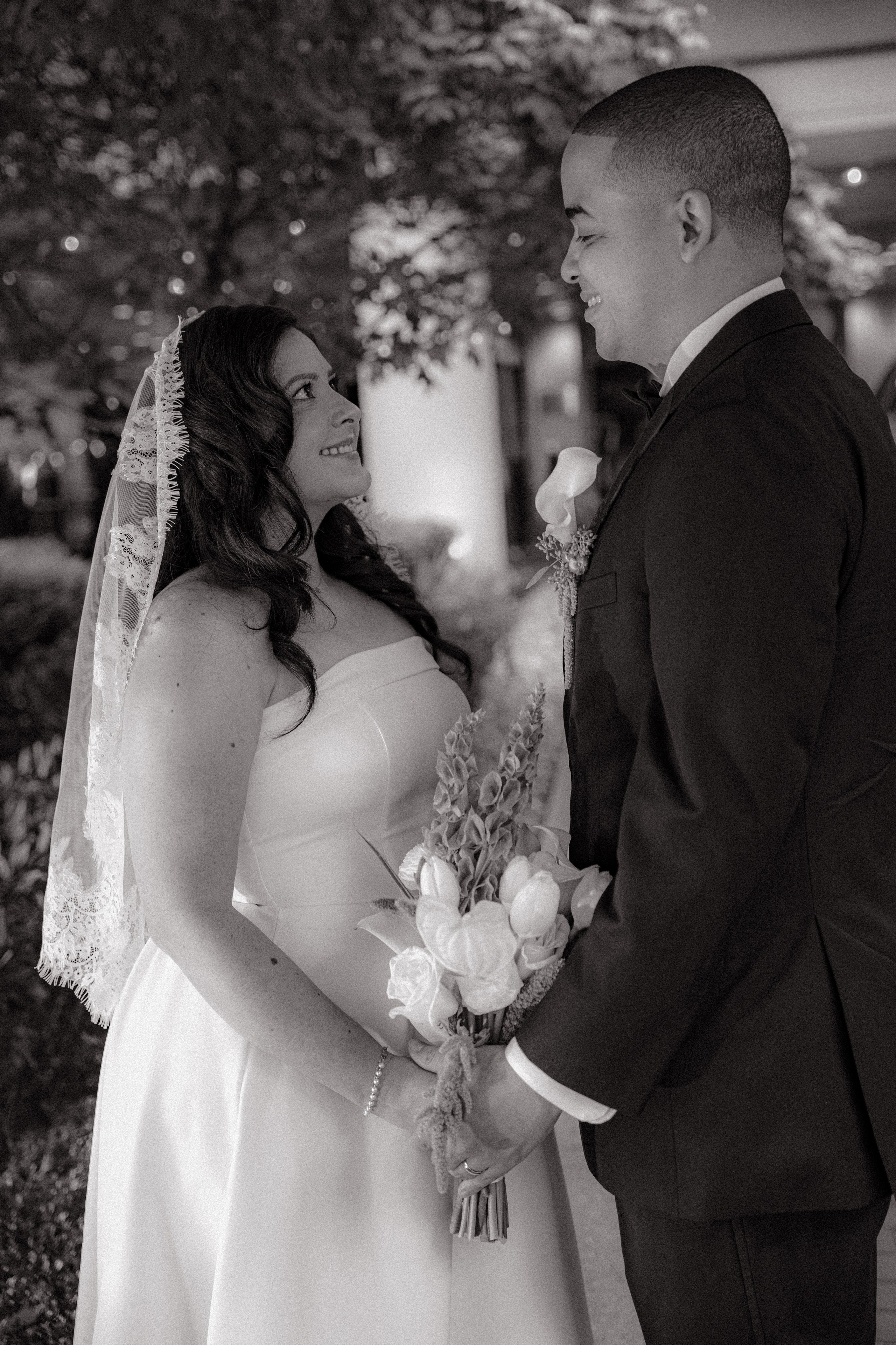 Anthony and Jessica | Intimate wedding. Photographer in Washington Sophia D