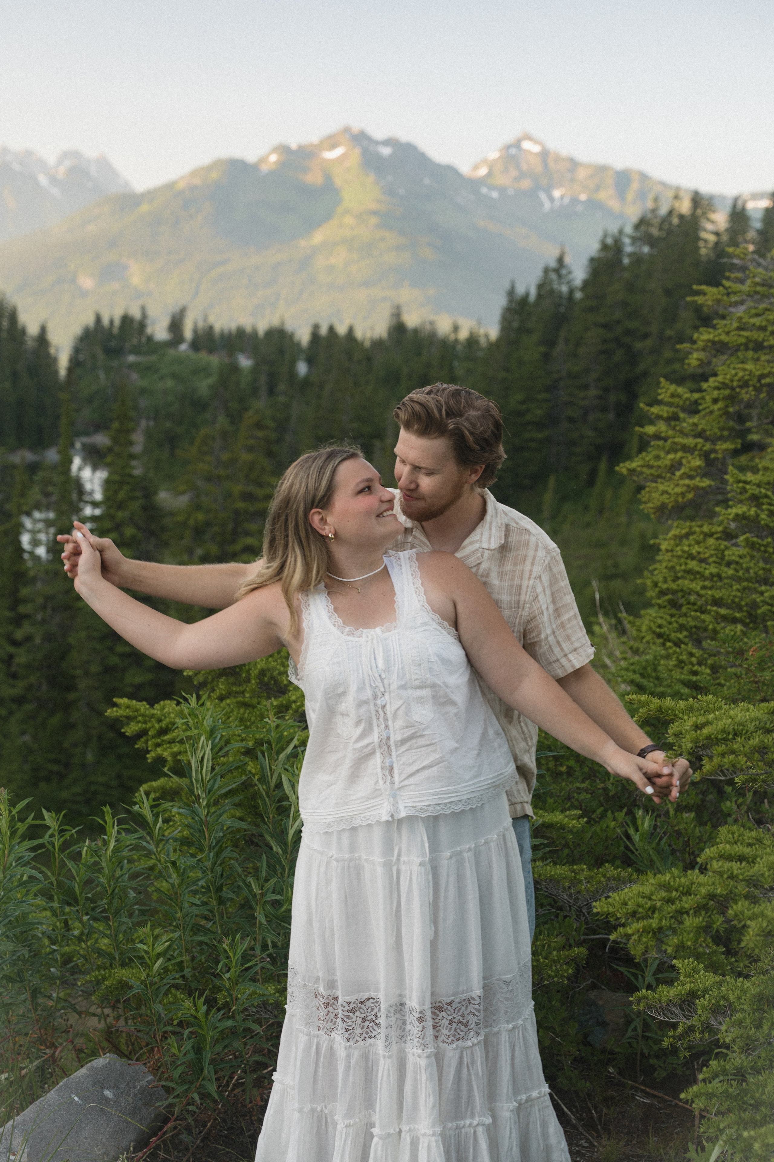 Katlyn and Josiah. Photographer in Washington Sophia D