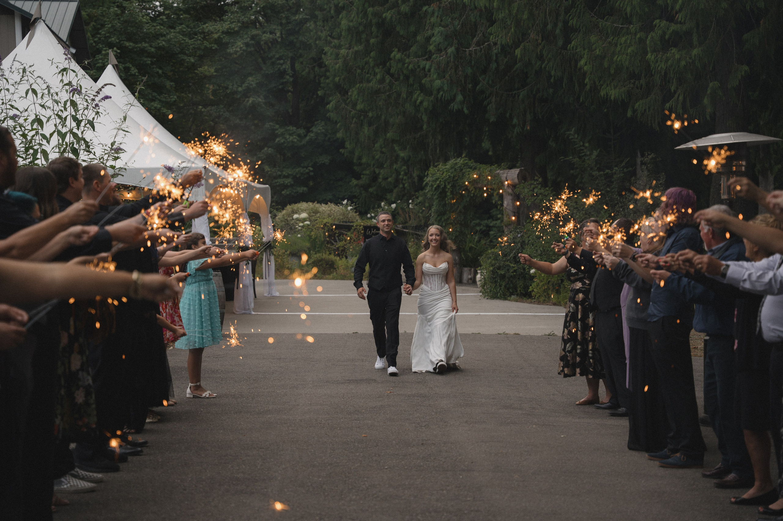 Marcus and Hayley | Full Wedding day. Photographer in Washington Sophia D