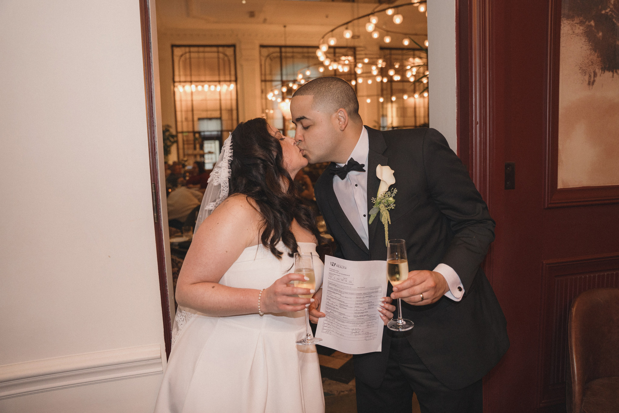 Anthony and Jessica | Intimate wedding. Photographer in Washington Sophia D