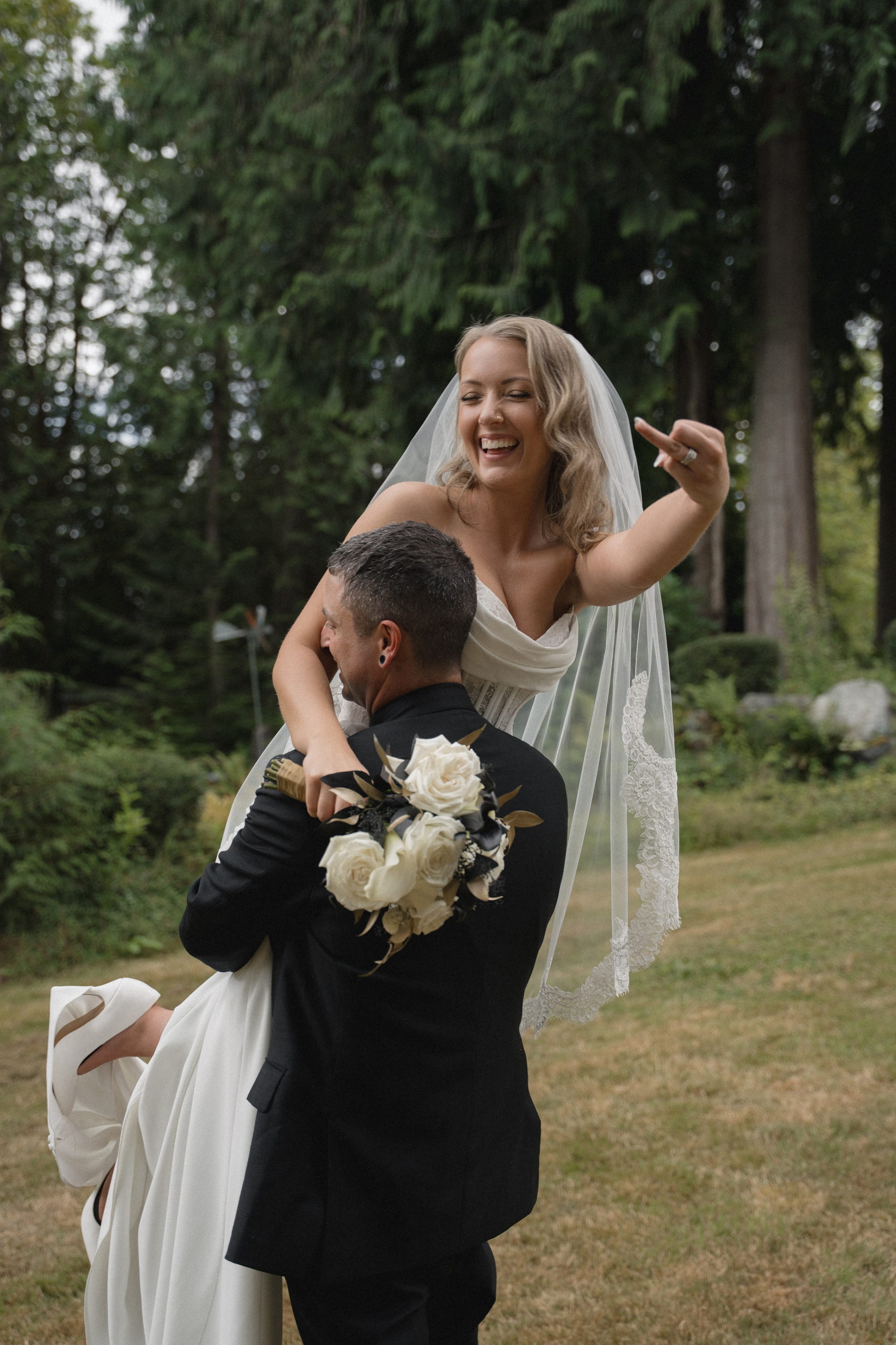 Marcus and Hayley | Full Wedding day. Photographer in Washington Sophia D