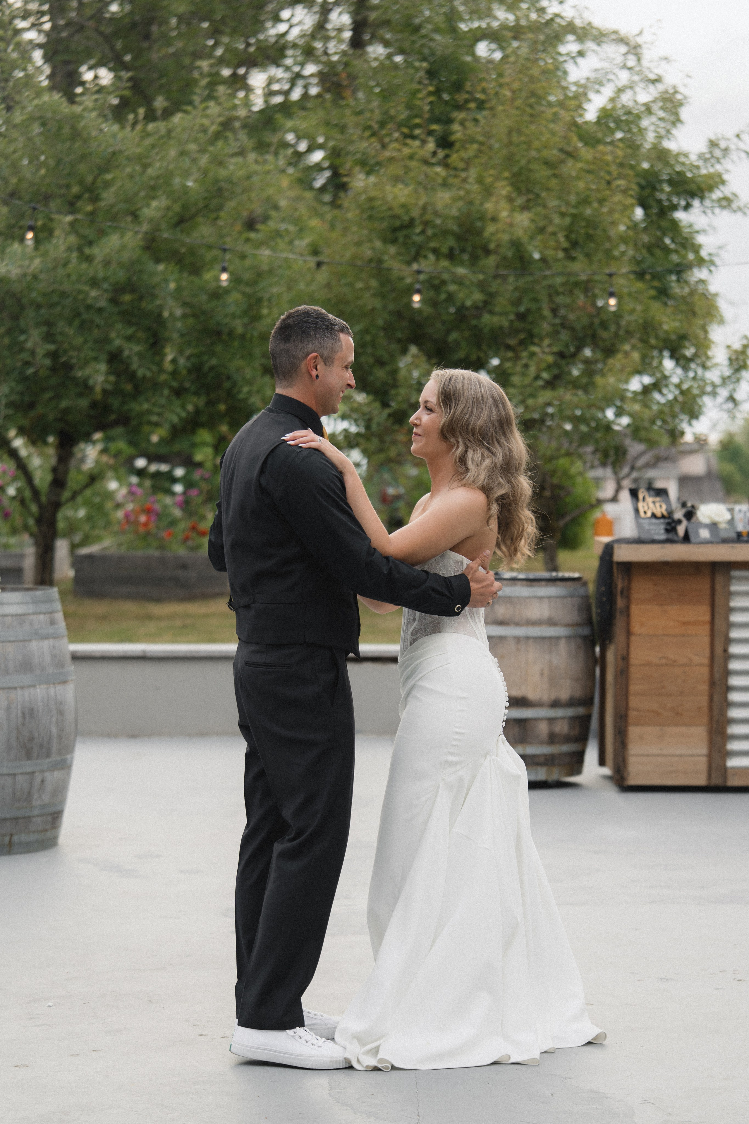 Marcus and Hayley | Full Wedding day. Photographer in Washington Sophia D