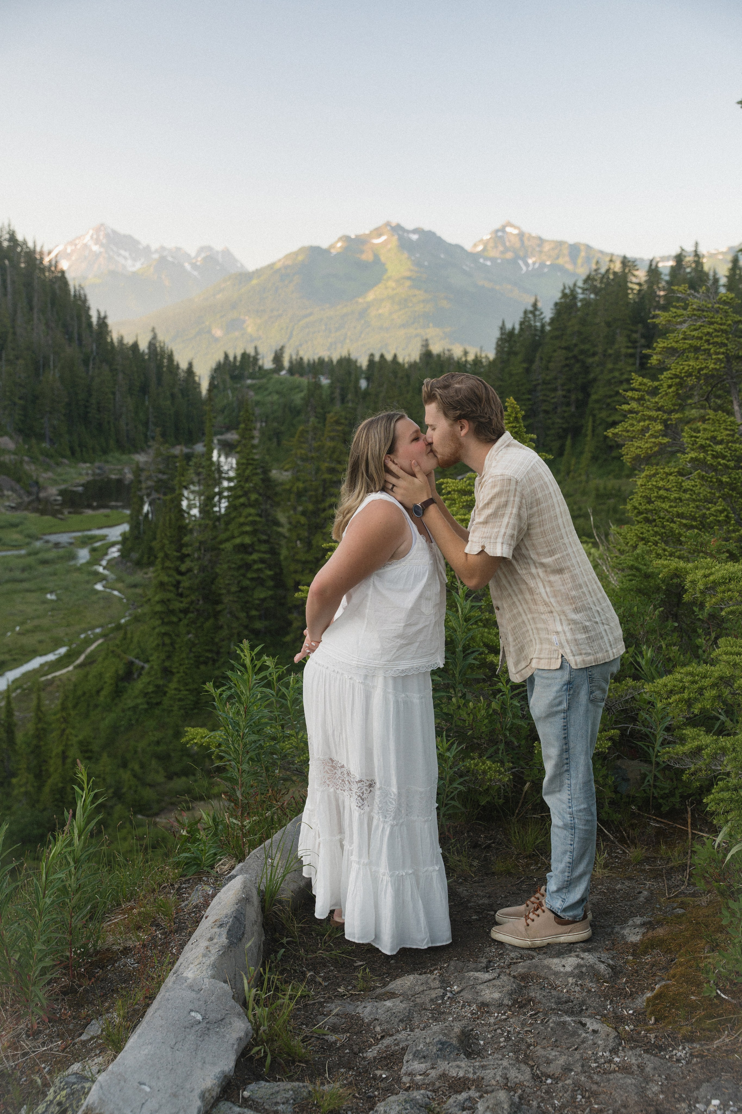 Katlyn and Josiah. Photographer in Washington Sophia D