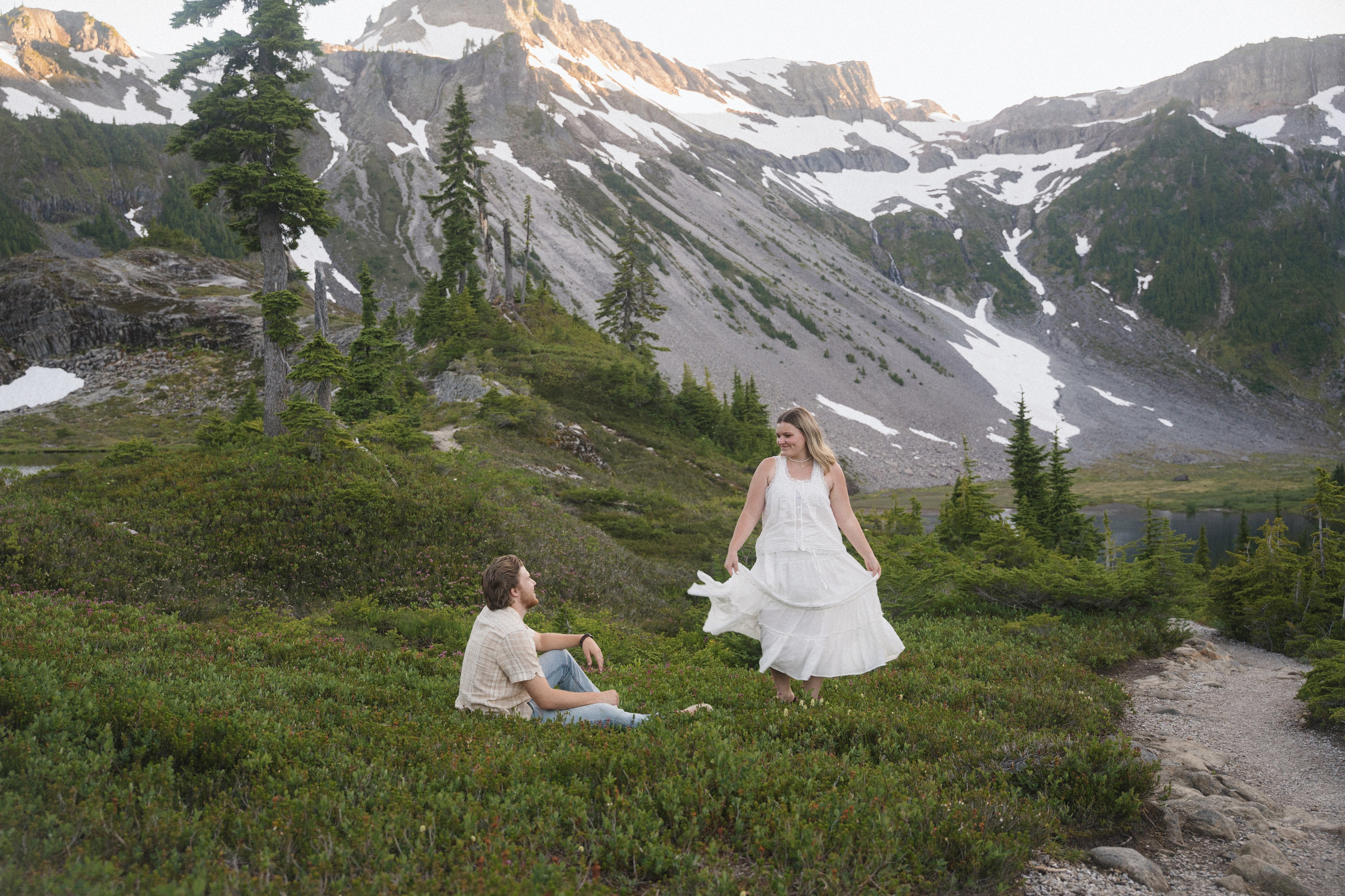 Katlyn and Josiah. Photographer in Washington Sophia D