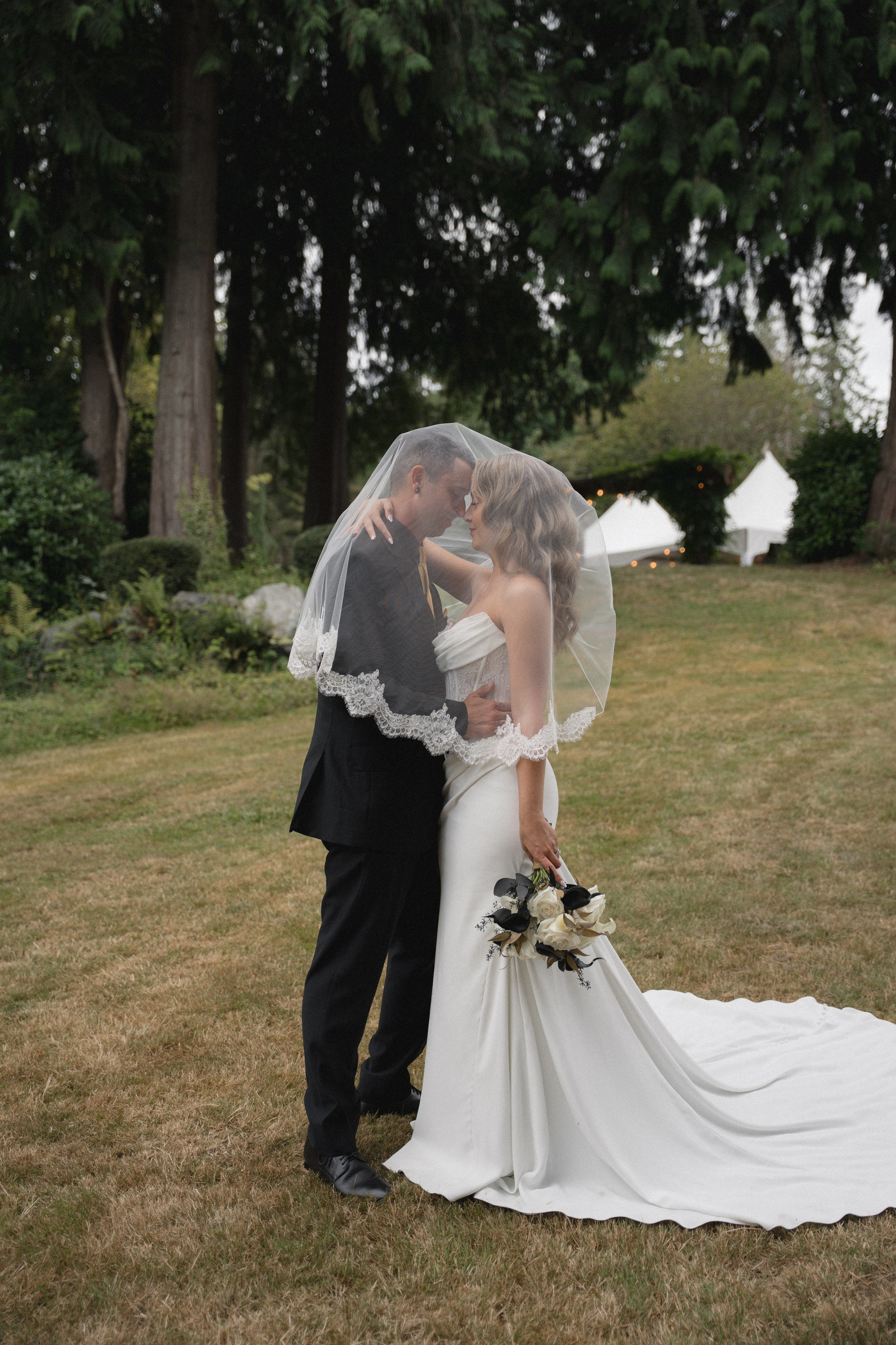Marcus and Hayley | Full Wedding day. Photographer in Washington Sophia D
