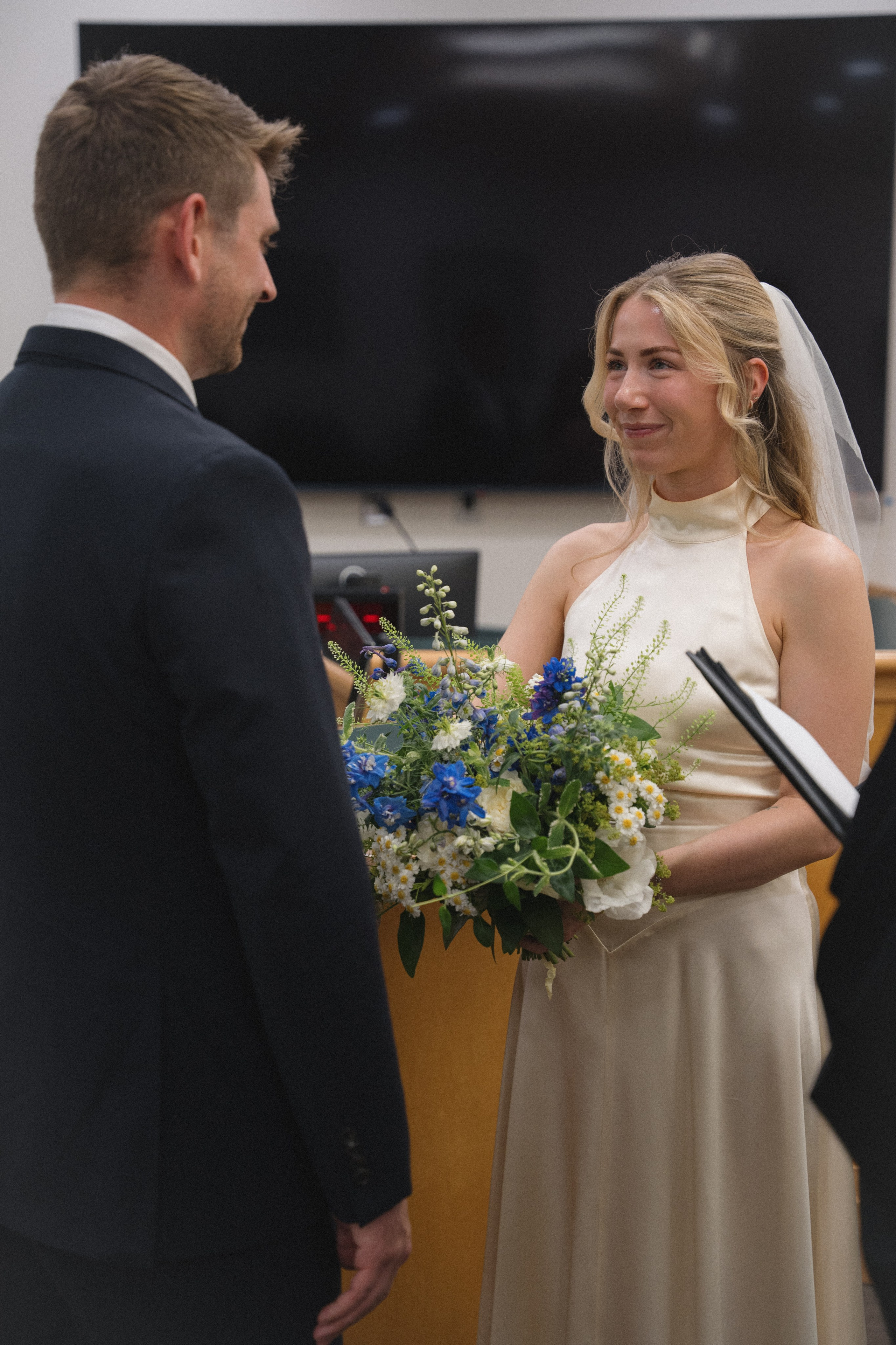 Cherilynn and Thomas | Courthouse wedding. Photographer in Washington Sophia D