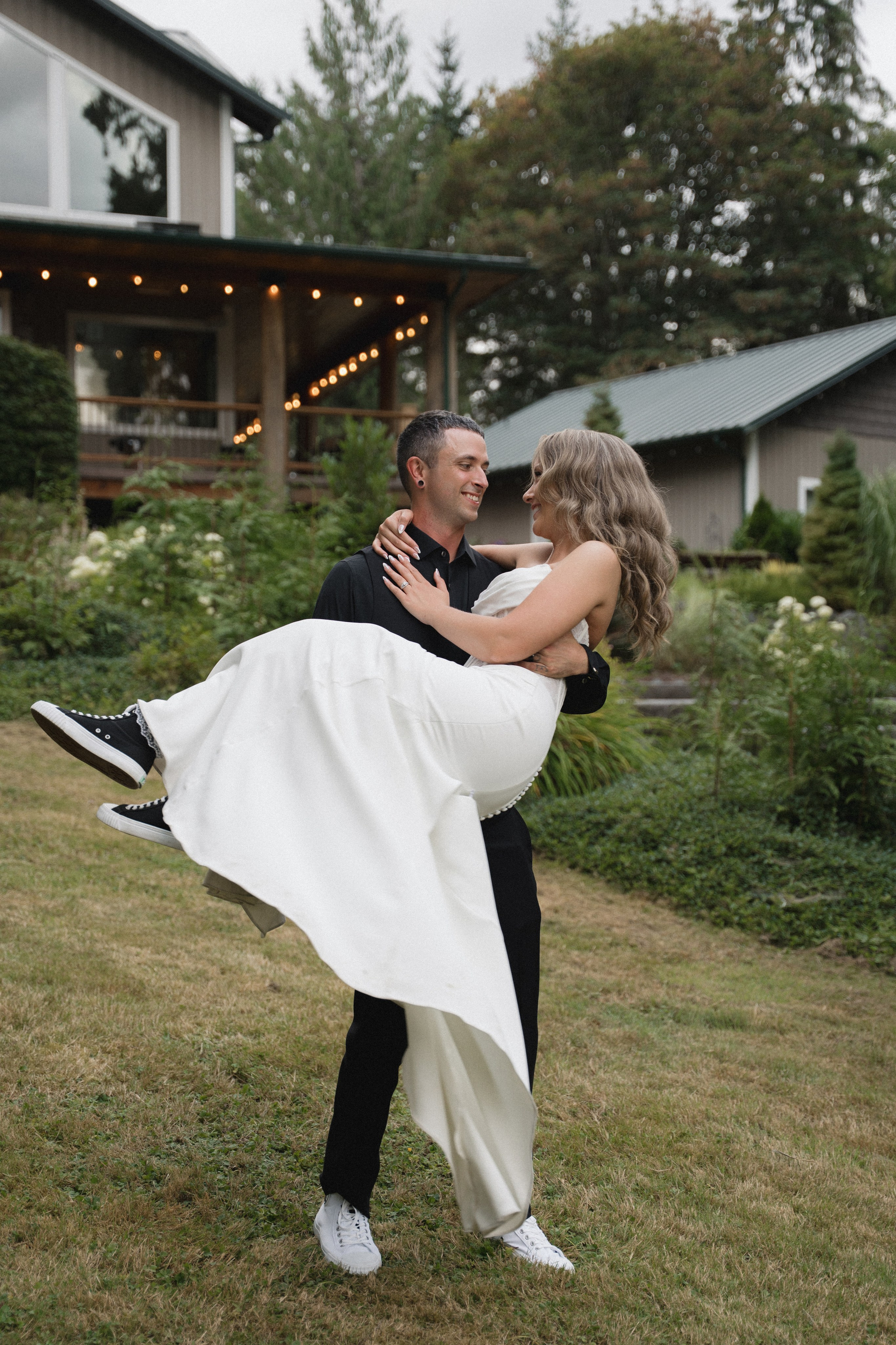 Marcus and Hayley | Full Wedding day. Photographer in Washington Sophia D