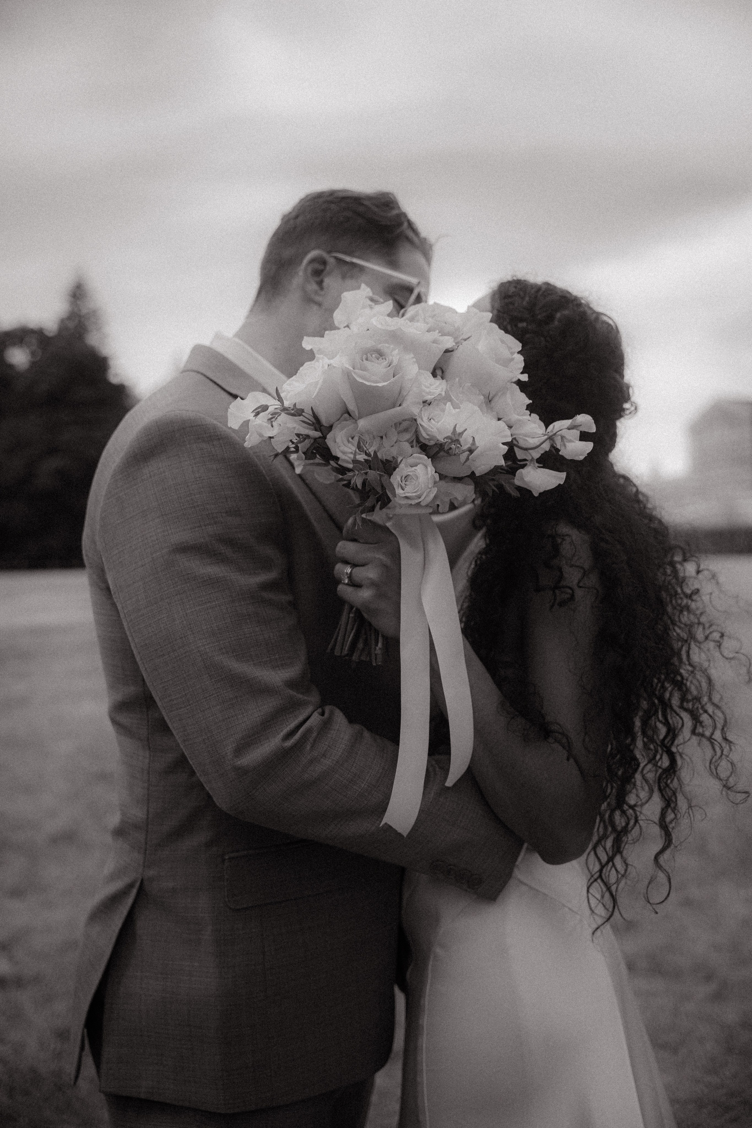 Tim and Ana | Courthouse wedding. Photographer in Washington Sophia D