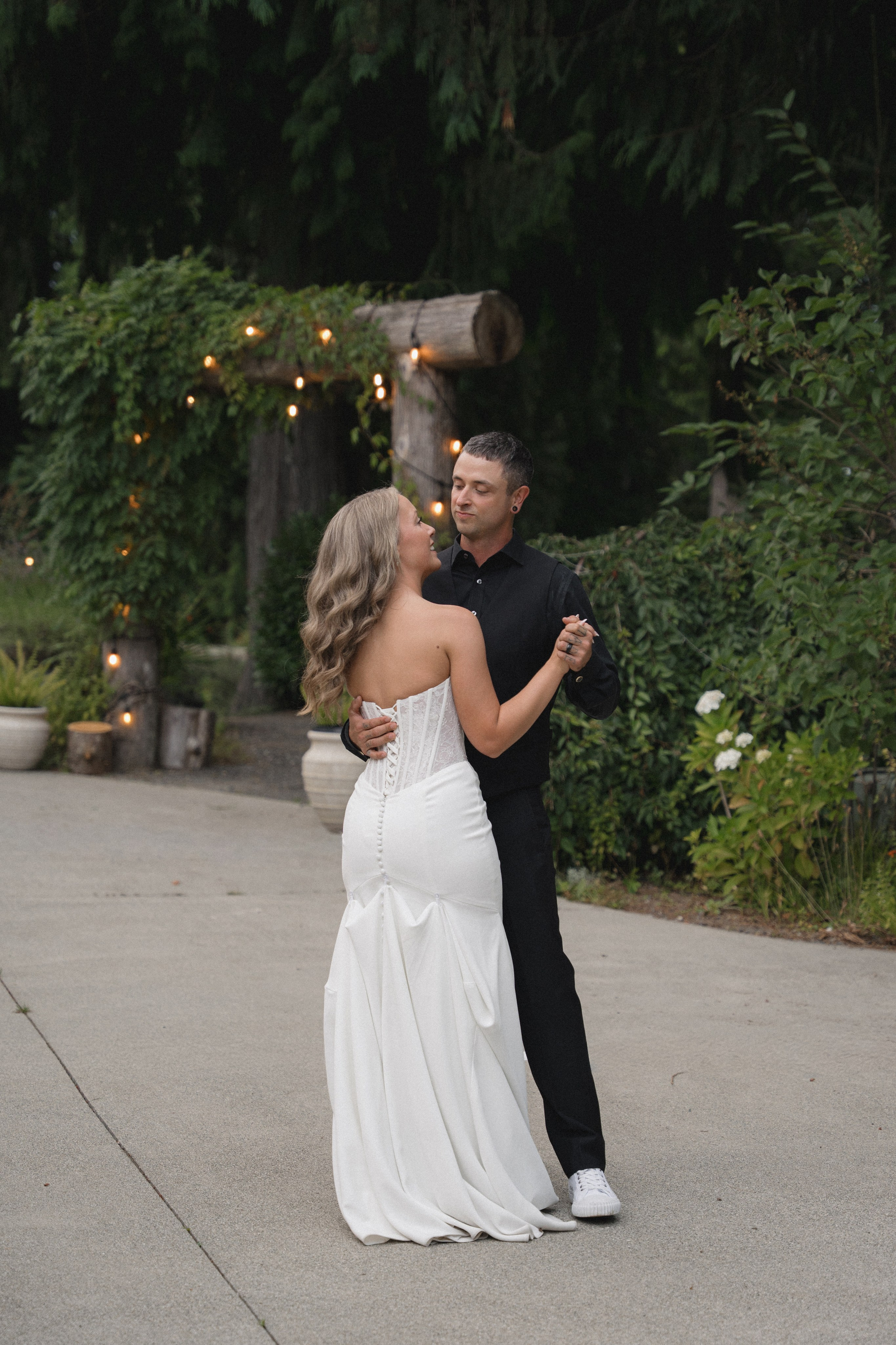 Marcus and Hayley | Full Wedding day. Photographer in Washington Sophia D