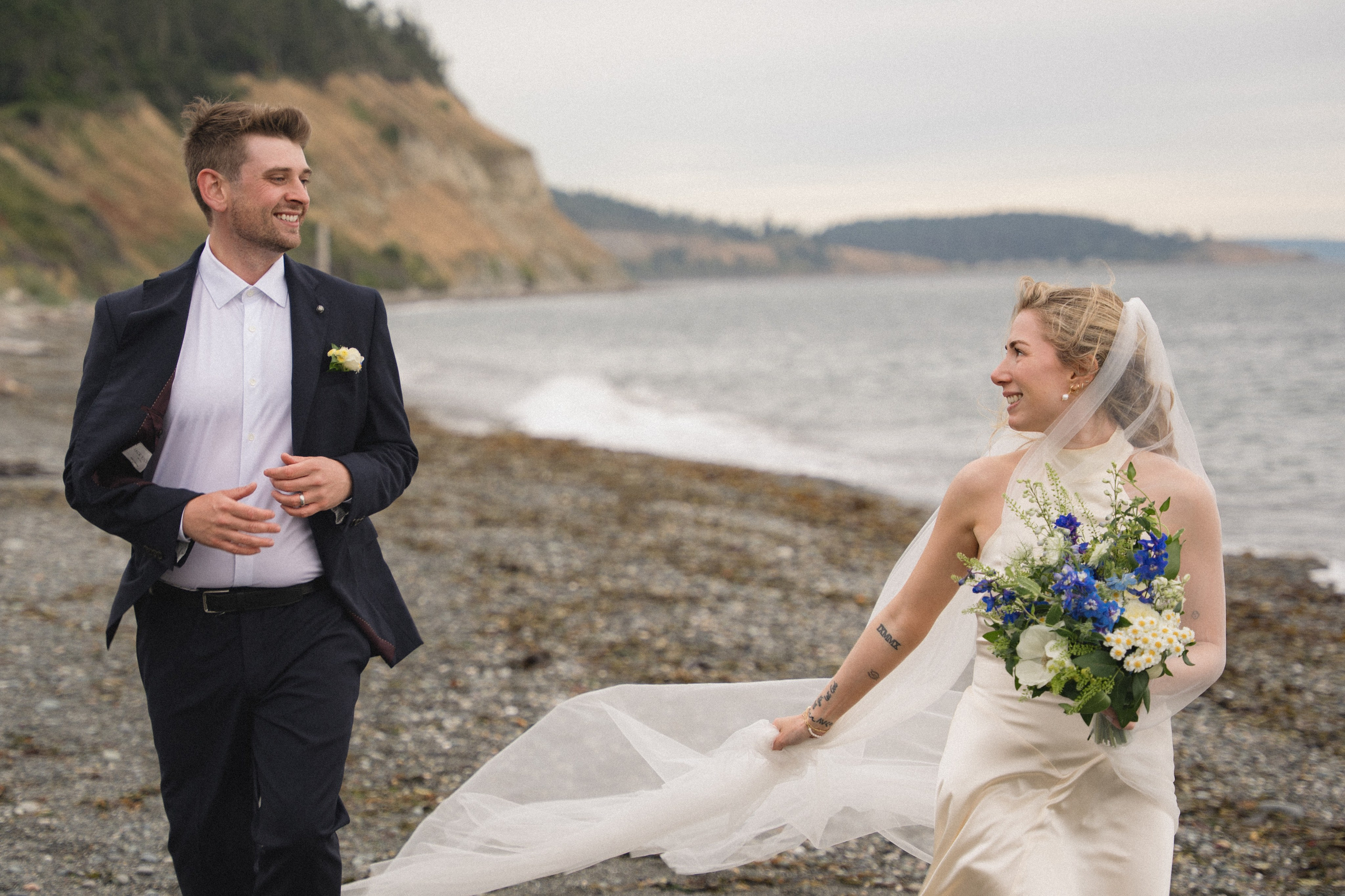 Cherilynn and Thomas | Courthouse wedding. Photographer in Washington Sophia D