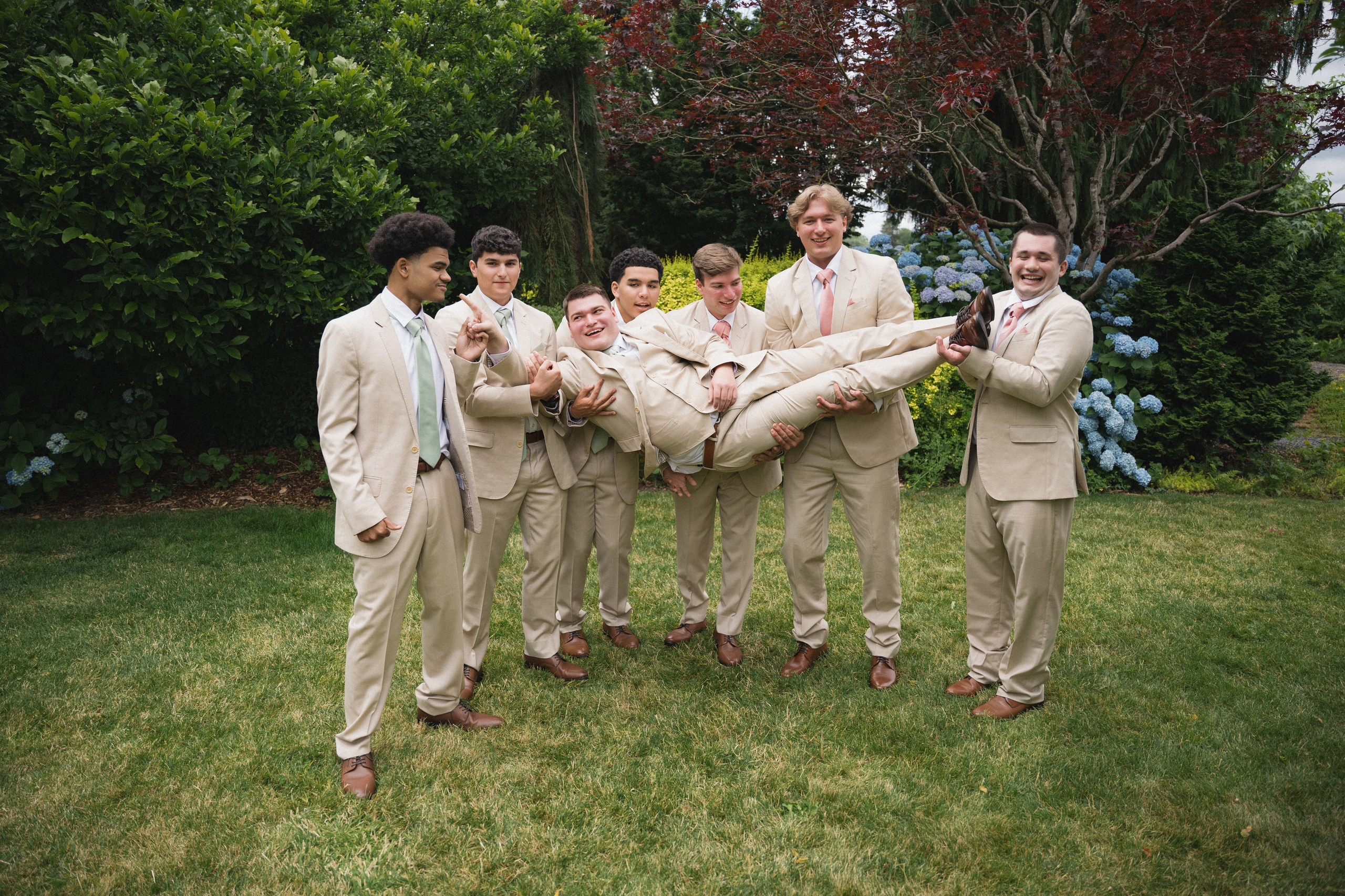 Austin and Sarah | Full Wedding day. Photographer in Washington Sophia D