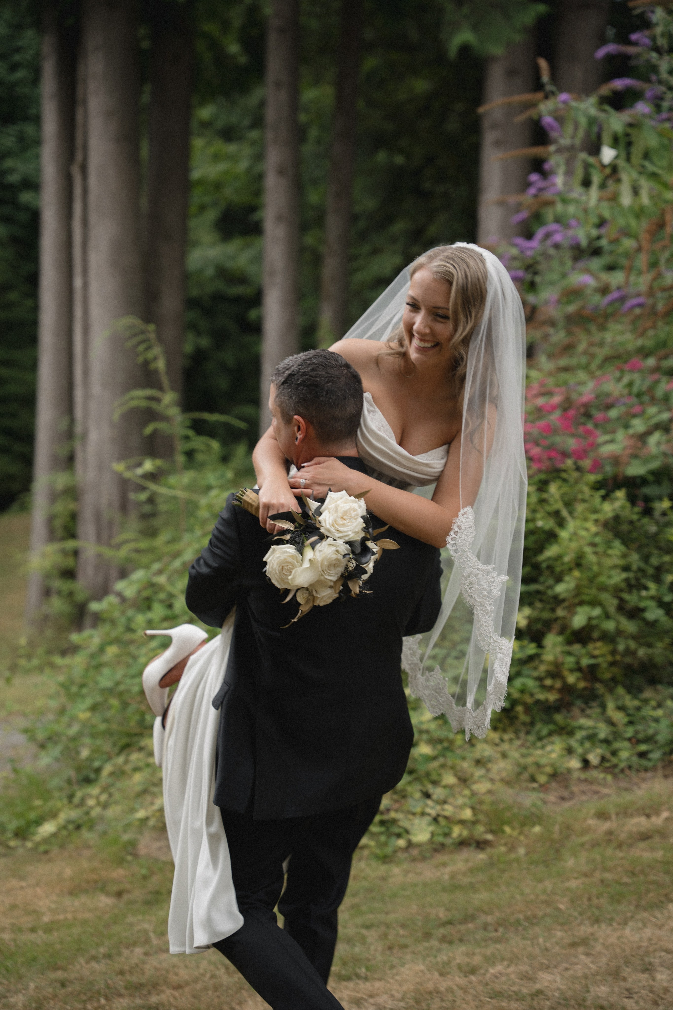Marcus and Hayley | Full Wedding day. Photographer in Washington Sophia D