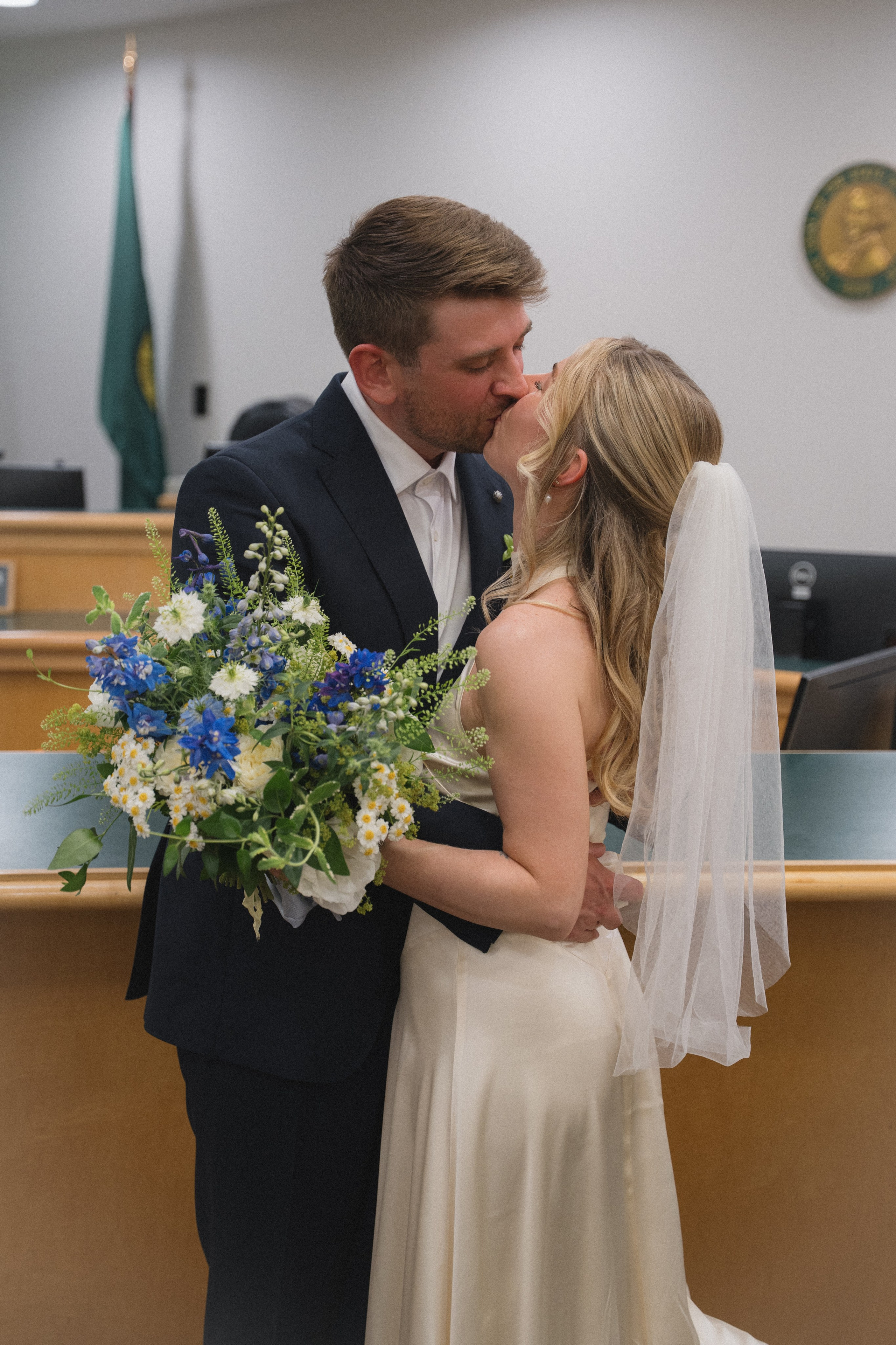 Cherilynn and Thomas | Courthouse wedding. Photographer in Washington Sophia D