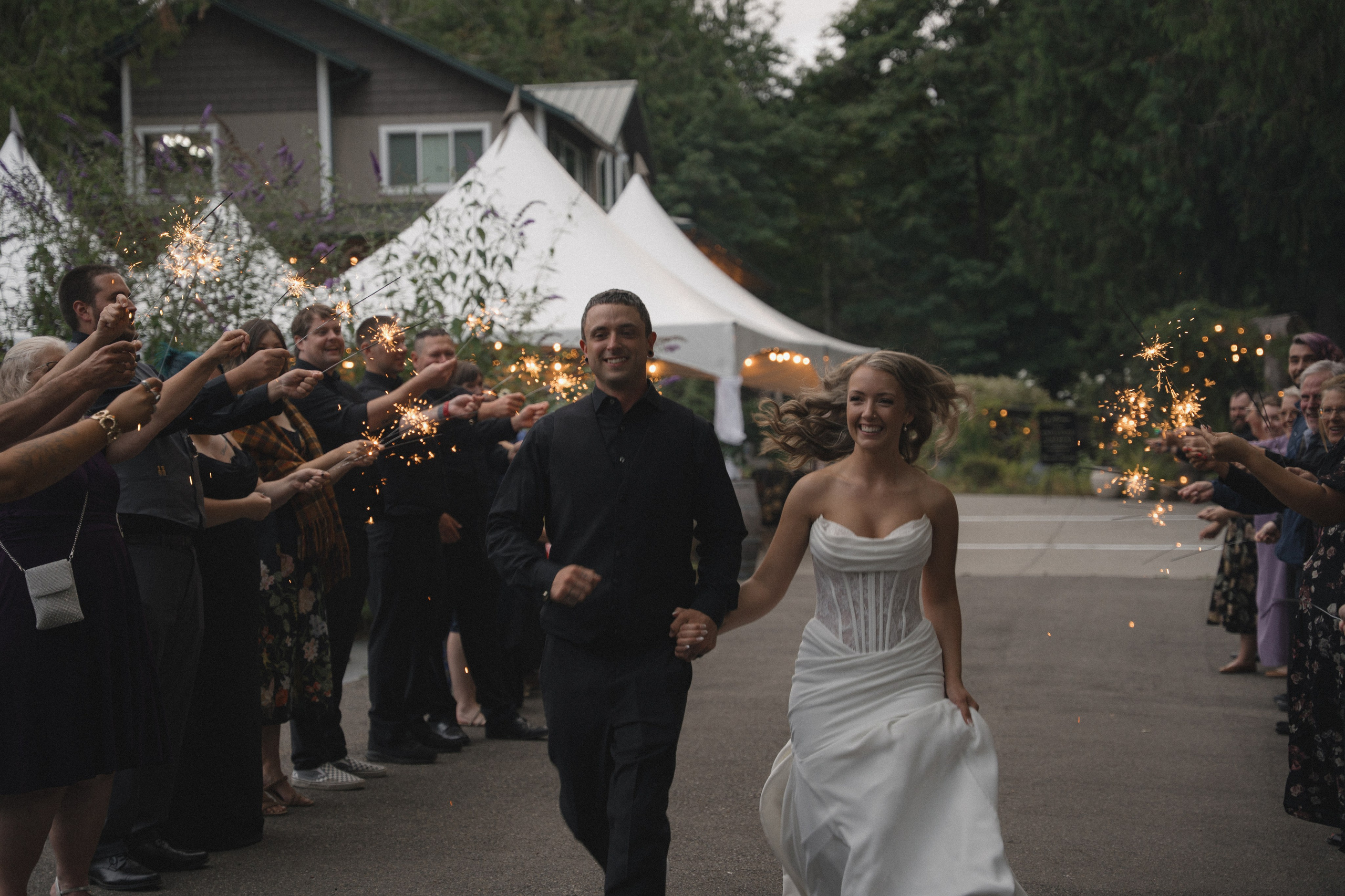 Marcus and Hayley | Full Wedding day. Photographer in Washington Sophia D