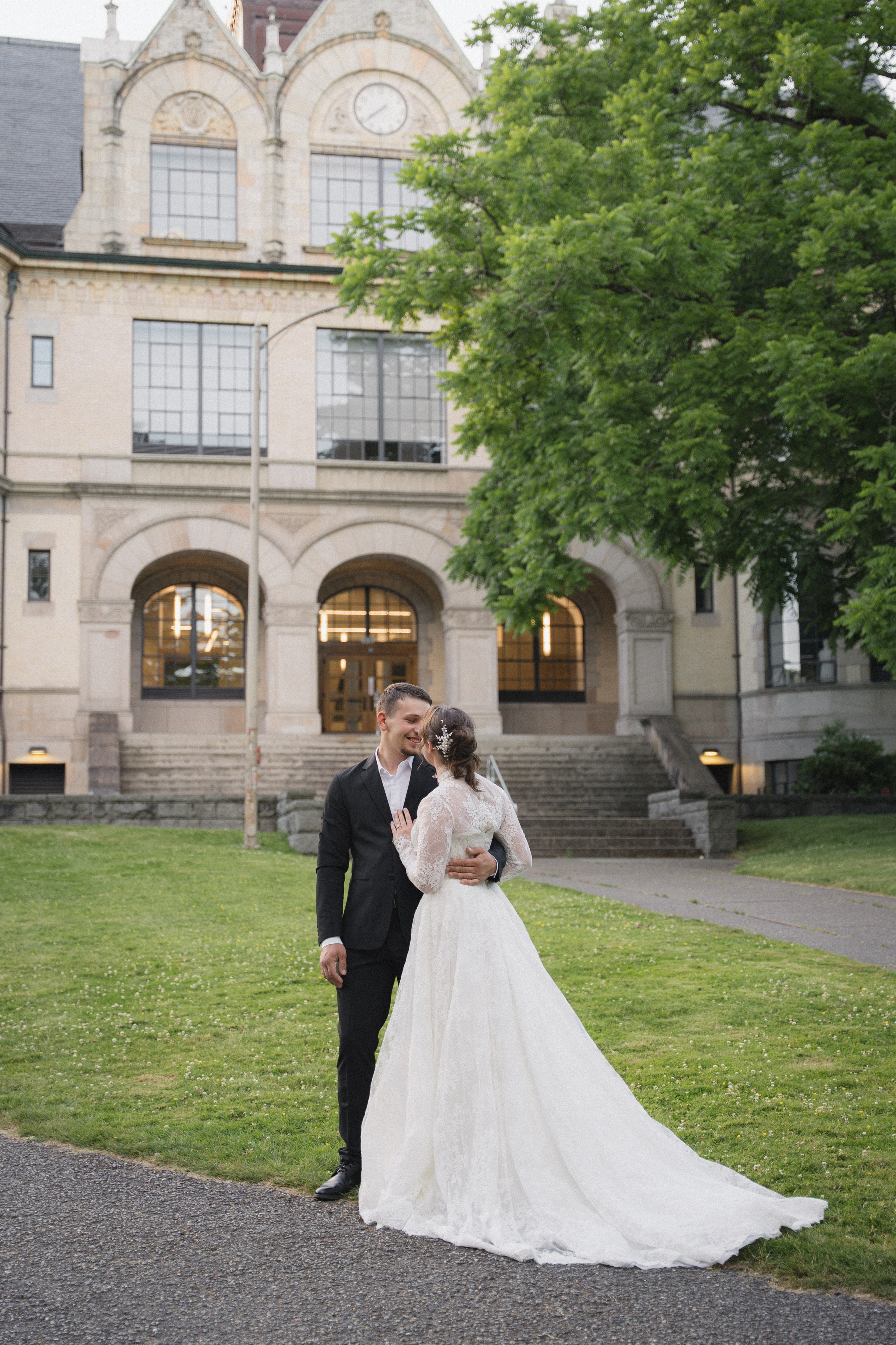 Oksana and Mykola | Wedding Portrait session. Photographer in Washington Sophia D