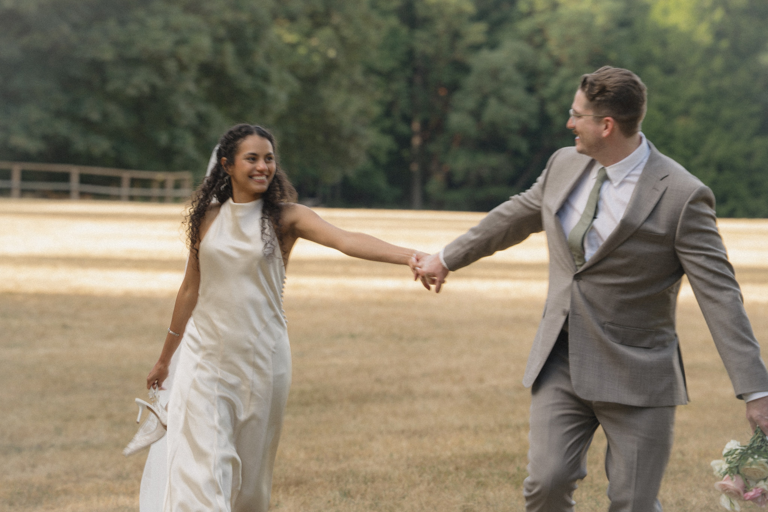 Tim and Ana | Courthouse wedding. Photographer in Washington Sophia D
