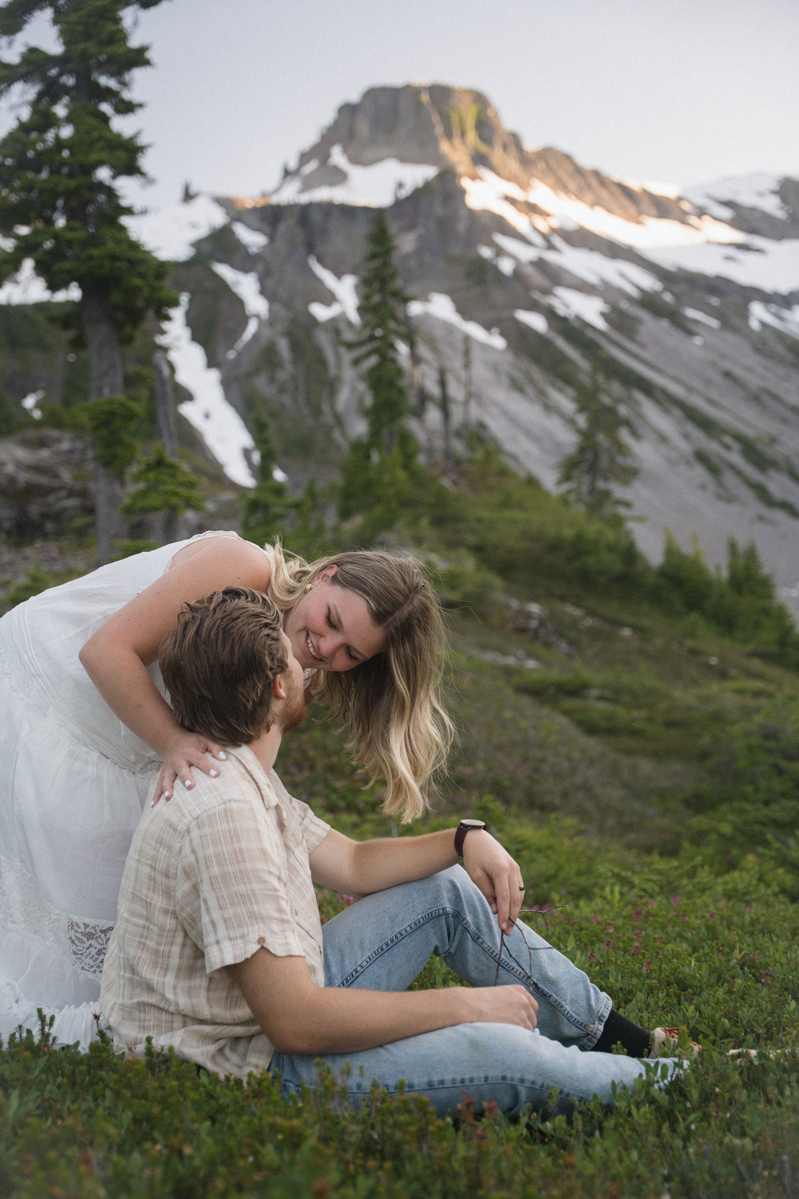 Katlyn and Josiah. Photographer in Washington Sophia D