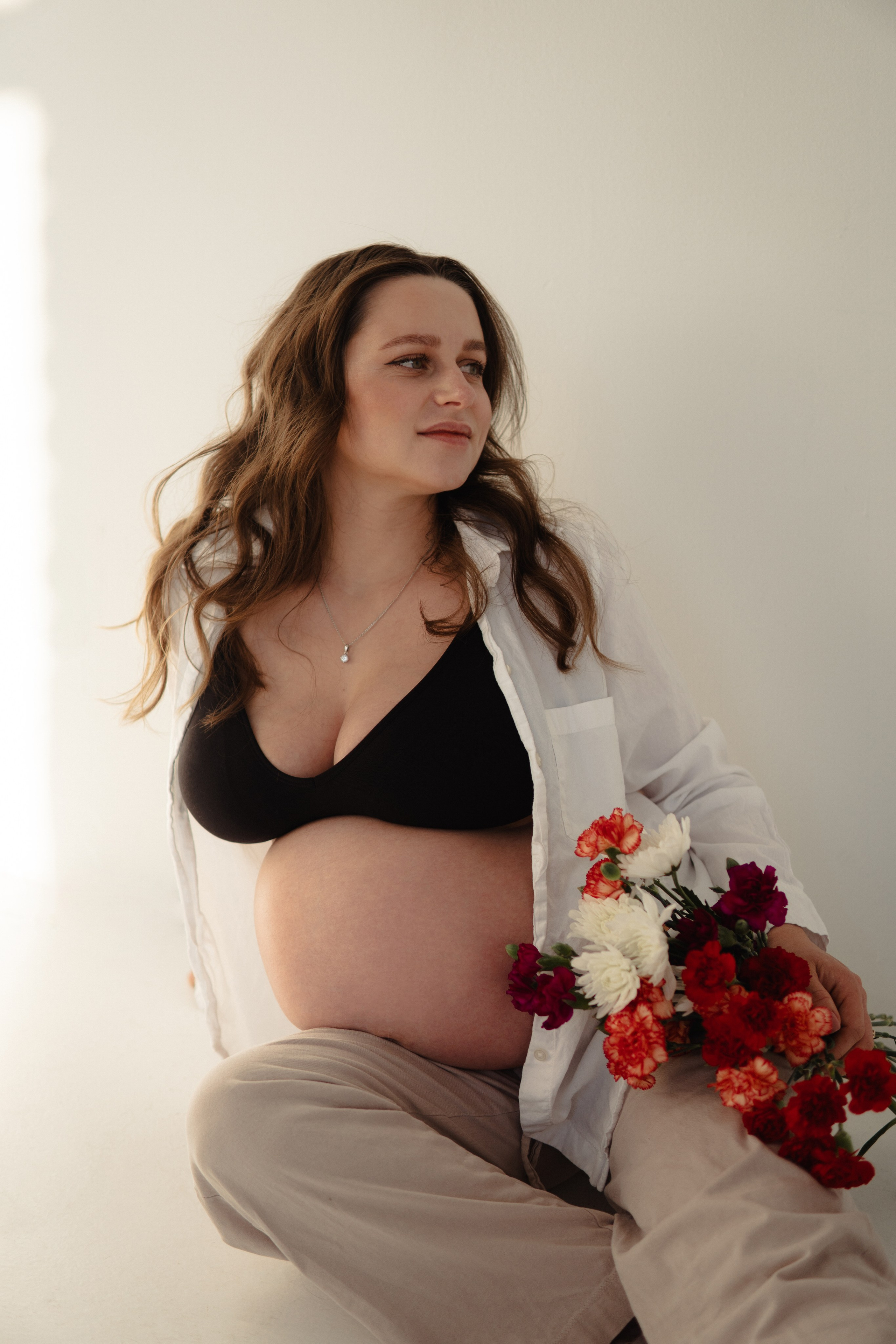 Irina maternity. Photographer in Washington Sophia D