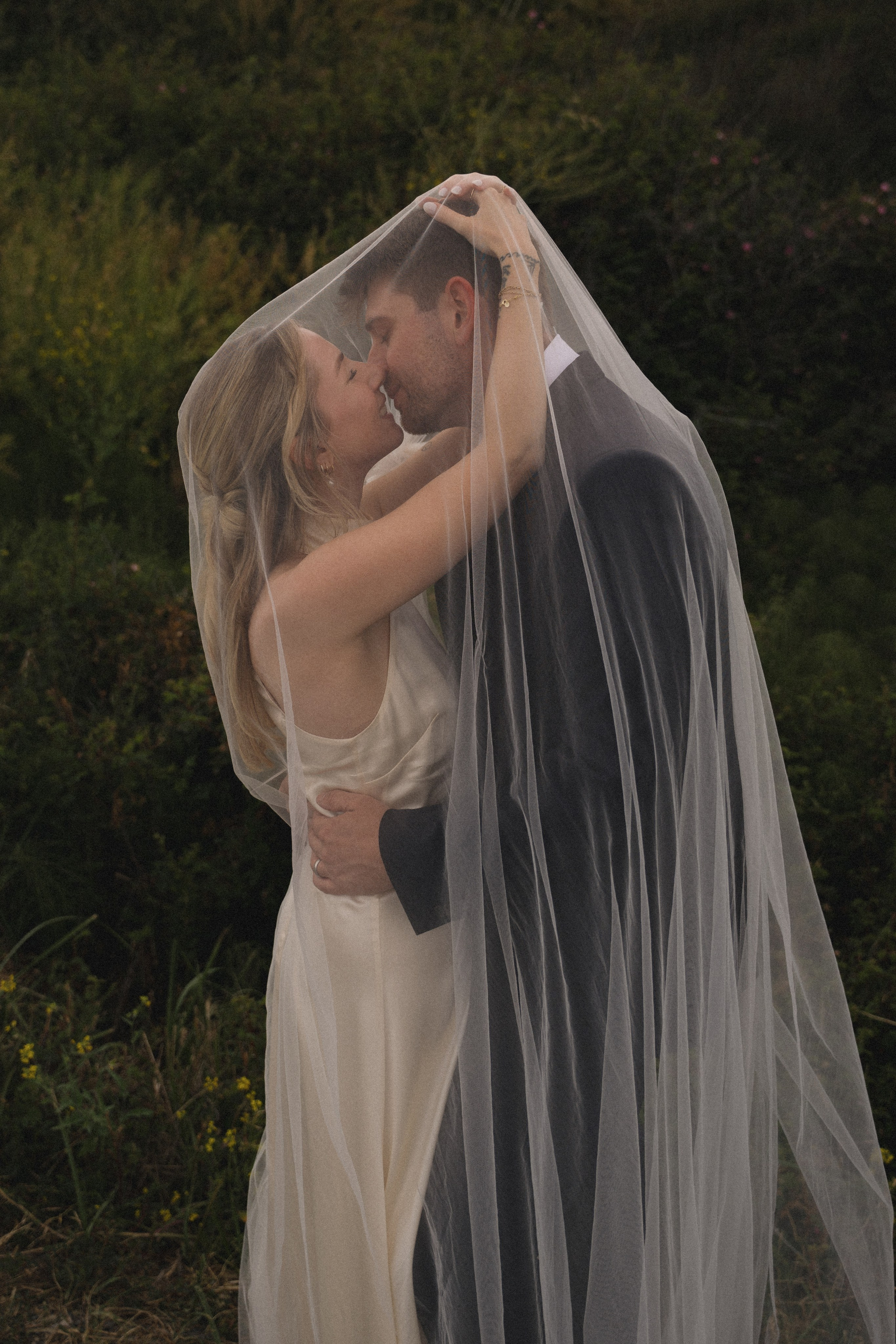 Cherilynn and Thomas | Courthouse wedding. Photographer in Washington Sophia D