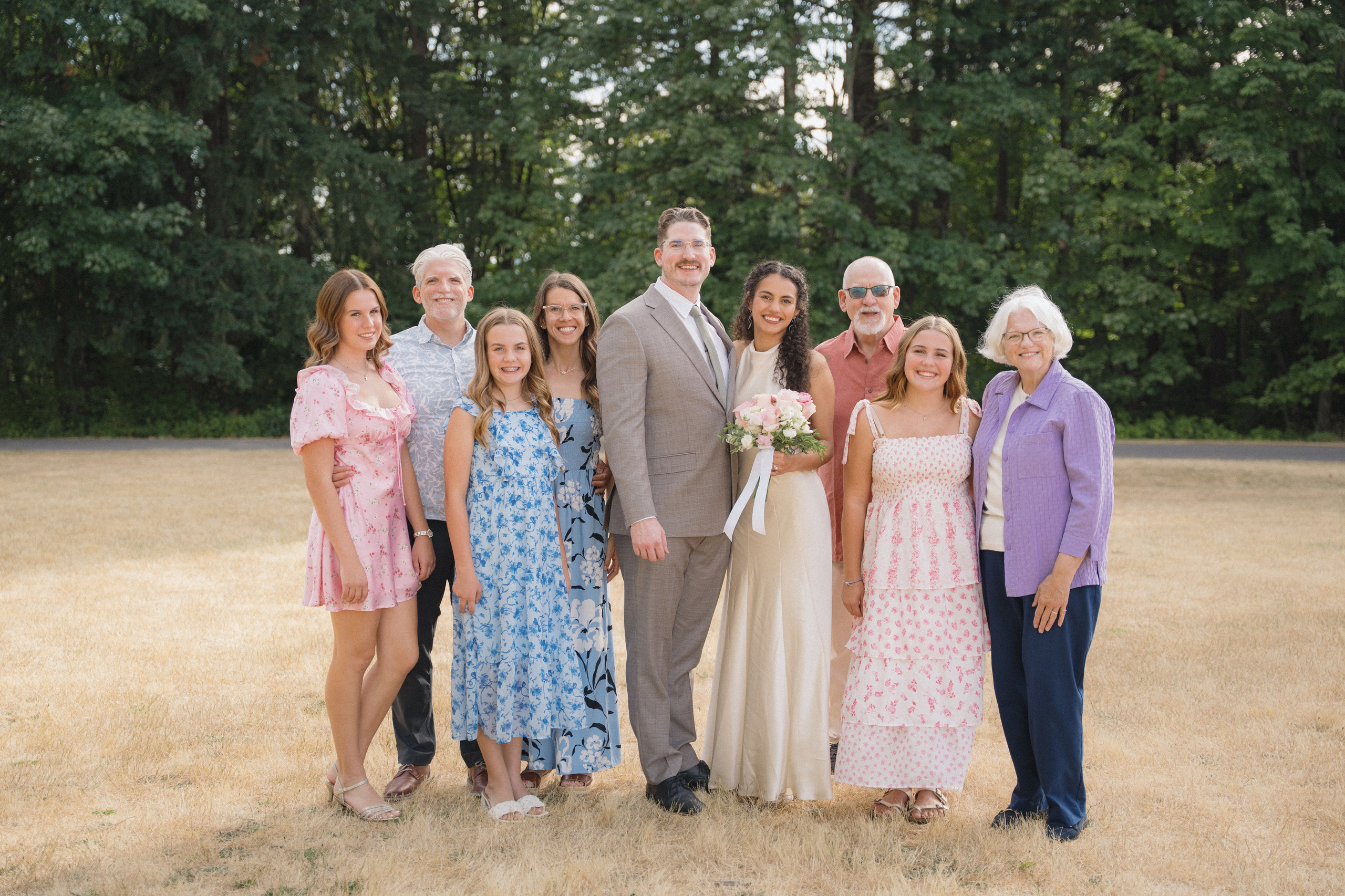 Tim and Ana | Courthouse wedding. Photographer in Washington Sophia D