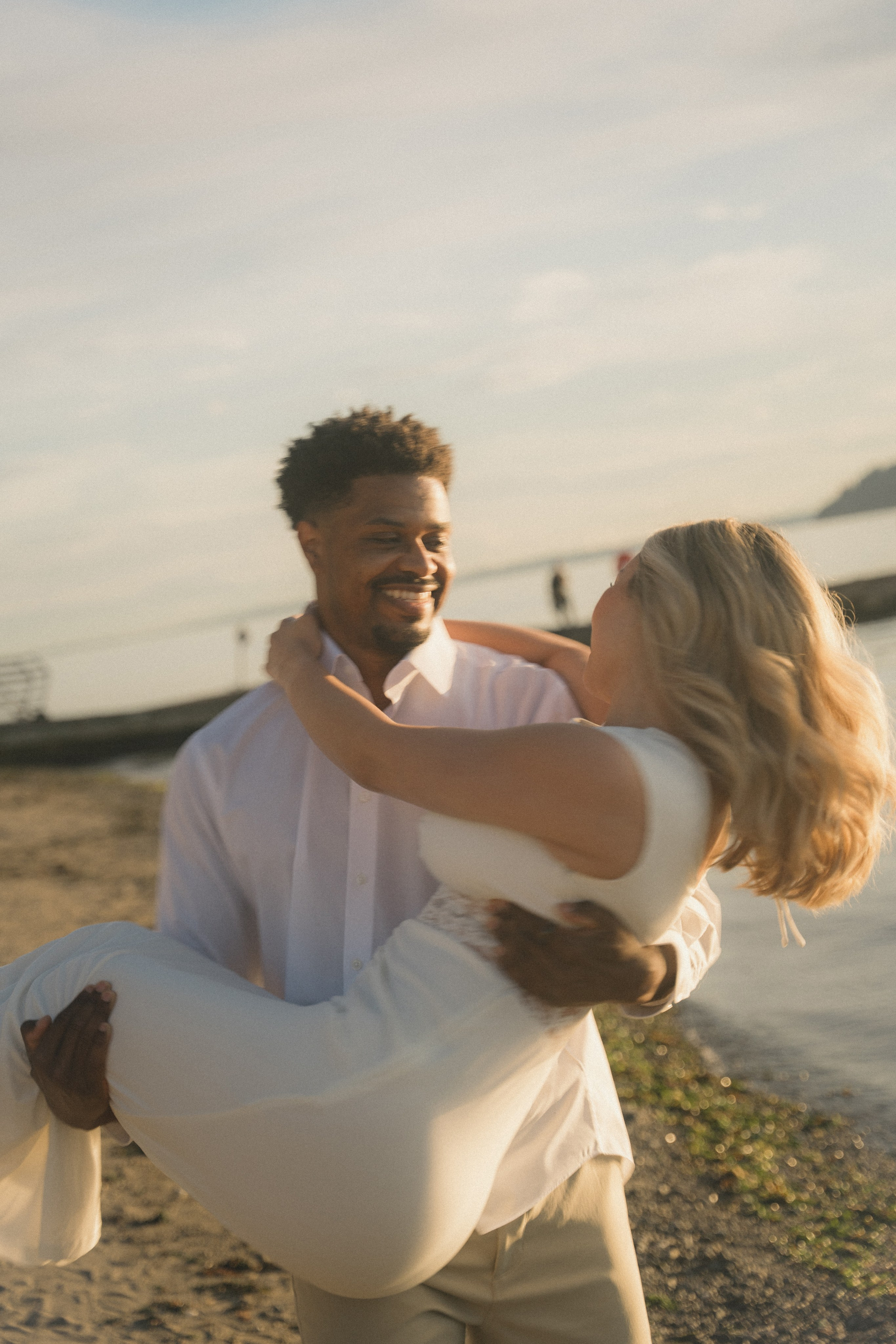 Robert and Sarah. Photographer in Washington Sophia D