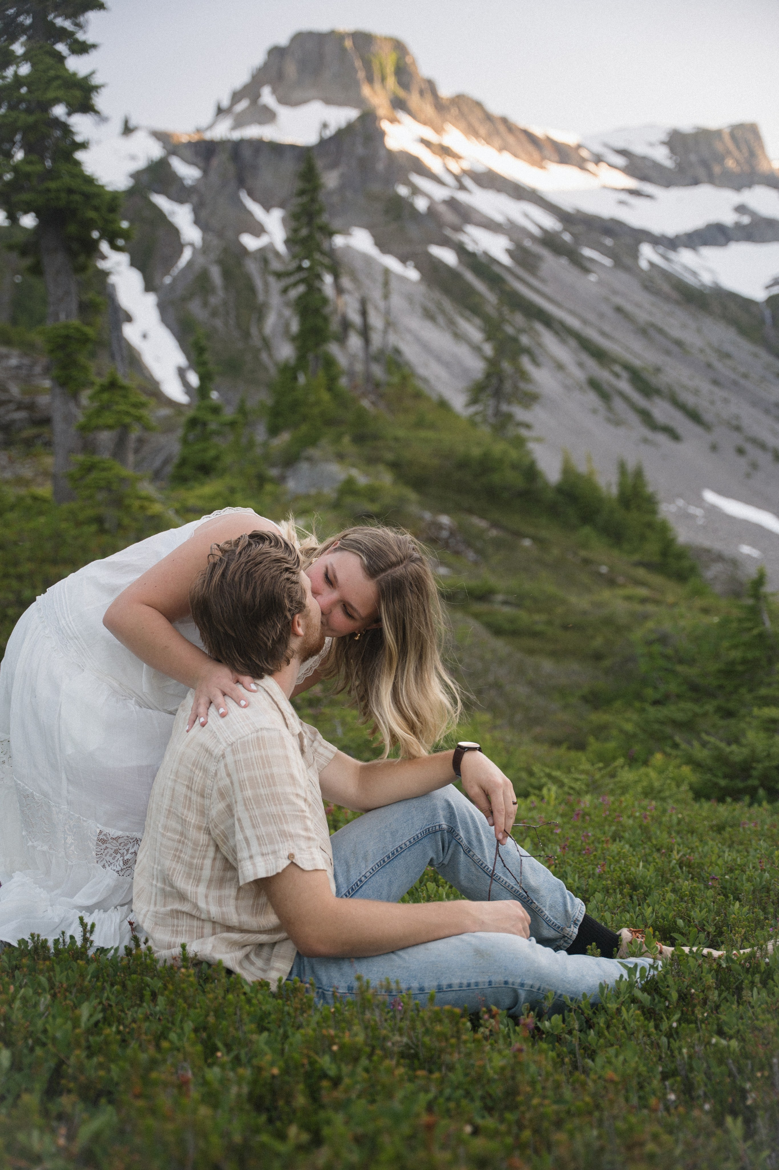 Katlyn and Josiah. Photographer in Washington Sophia D