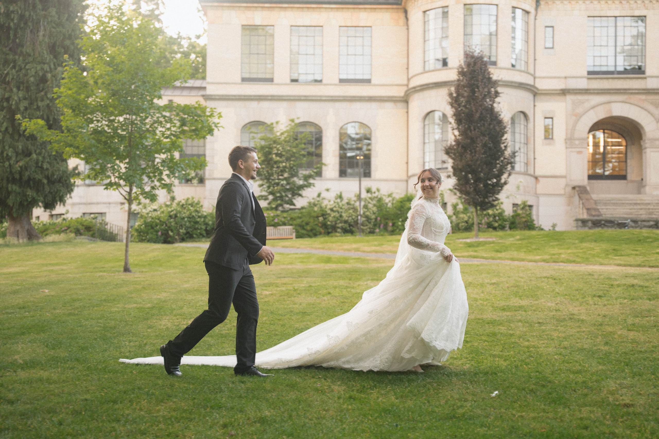 Oksana and Mykola | Wedding Portrait session. Photographer in Washington Sophia D