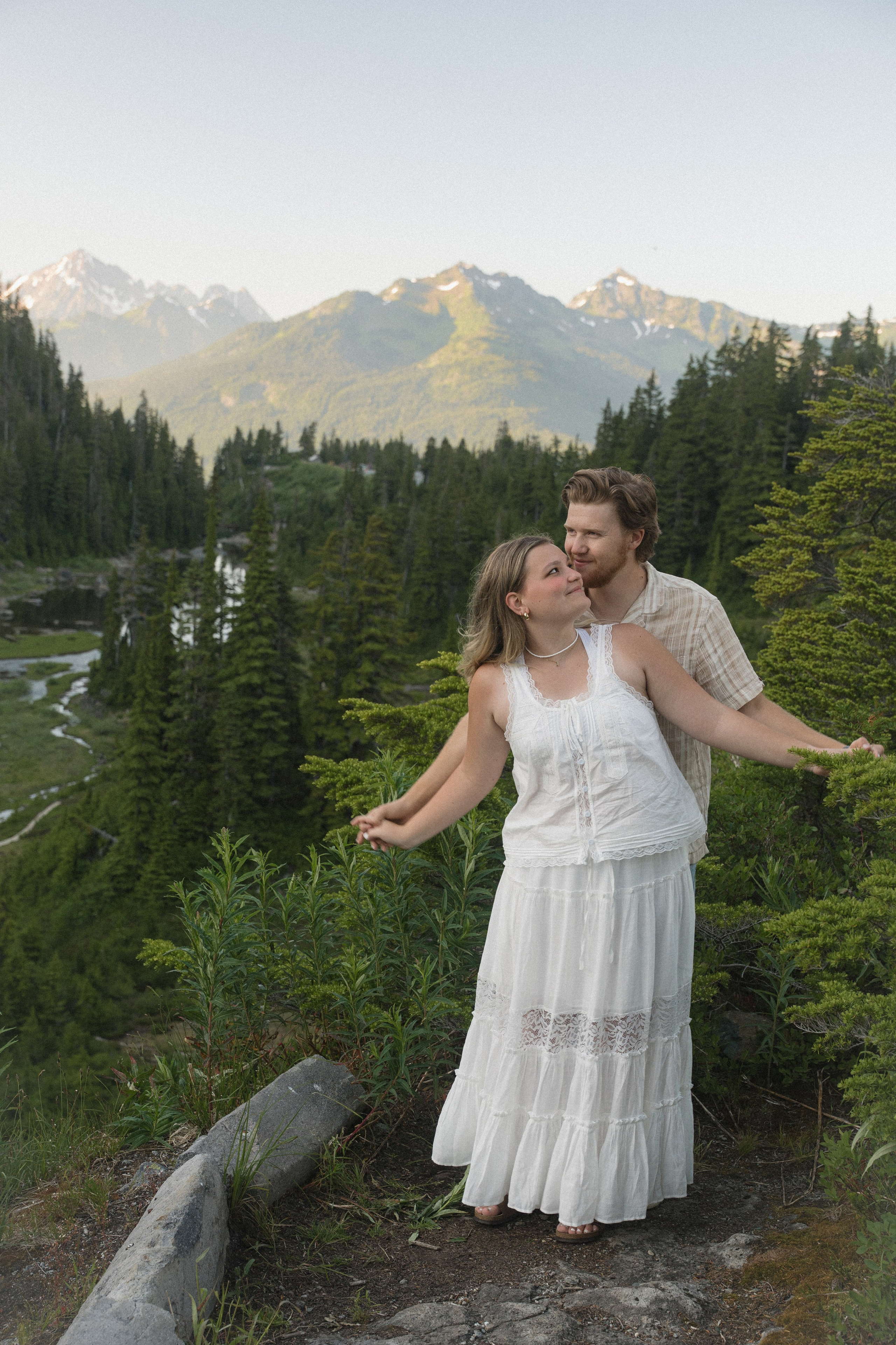 Katlyn and Josiah. Photographer in Washington Sophia D