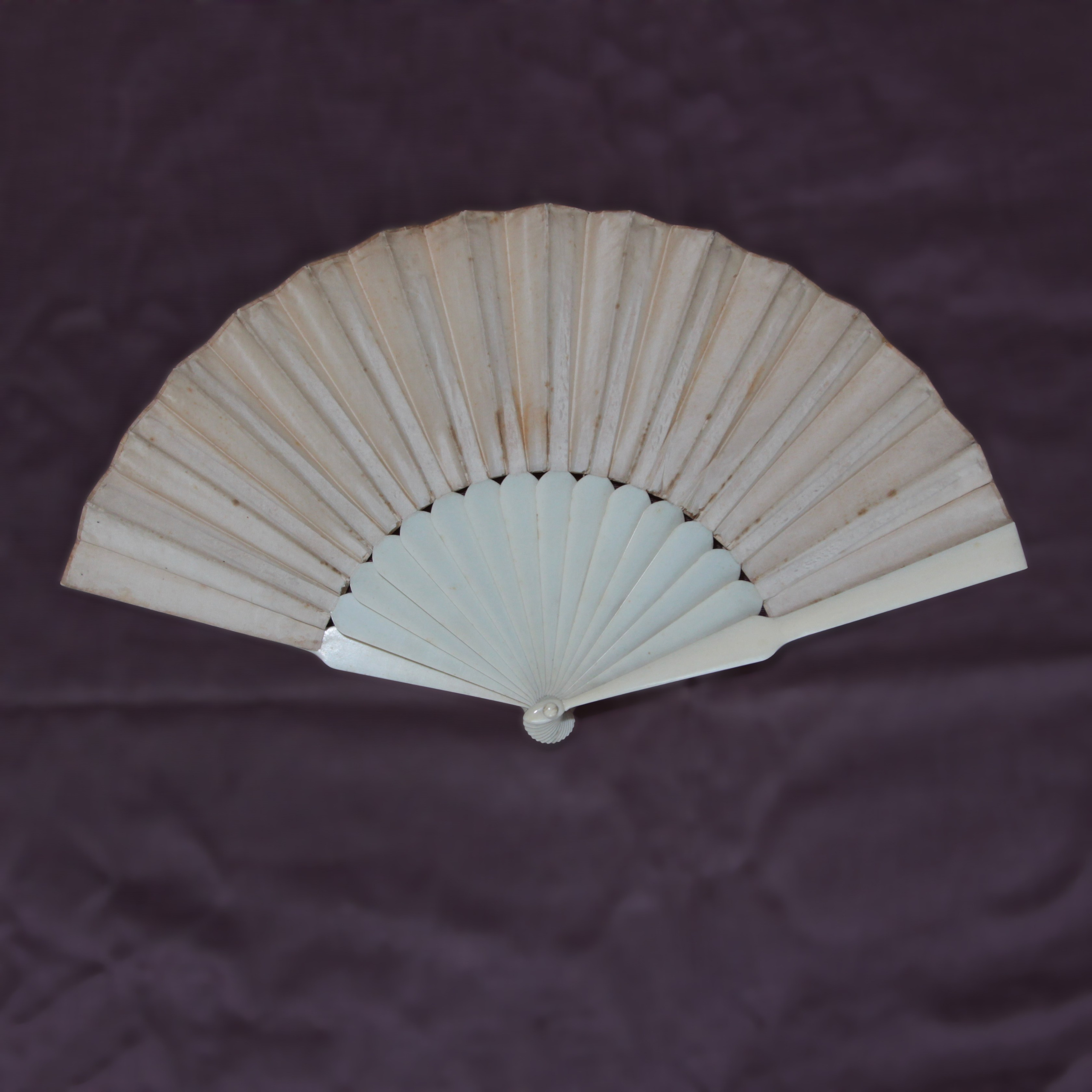 Whitebigfan. Современнные и актикварные украшения в Барселоне, Москве и Санкт-Петербурге