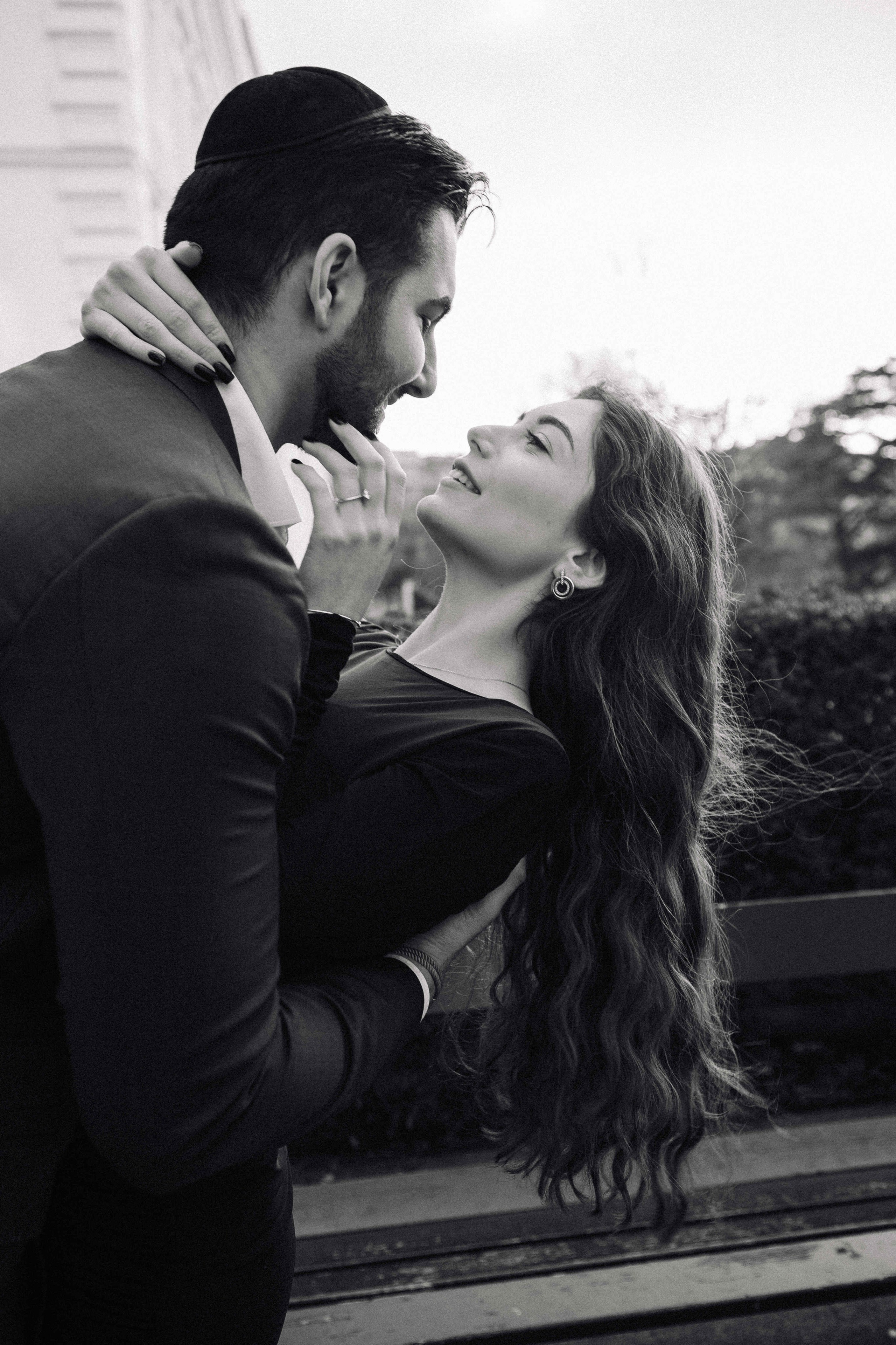 A LOVE STORY IN VIENNA. PHOTOGRAPHER IN ISRAEL