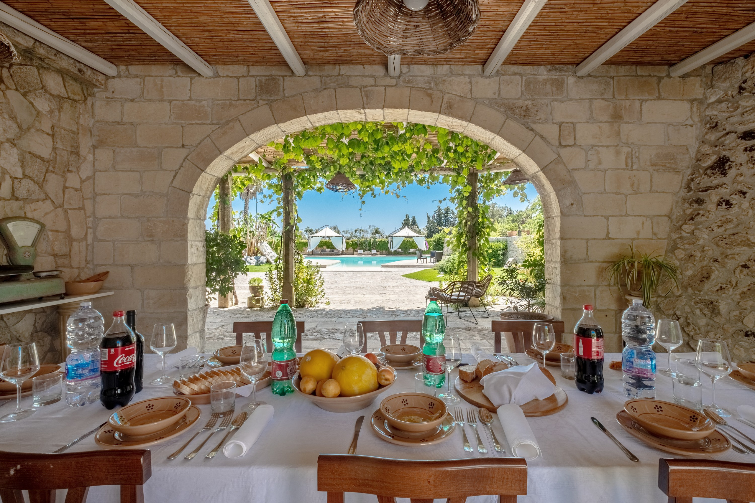 Amazing view of a B&B in the Cisternino countryside (Valle D'Itria, Martina Franca, Apulia, Alberobello, Cisternino, Ostuni, Apulia)
