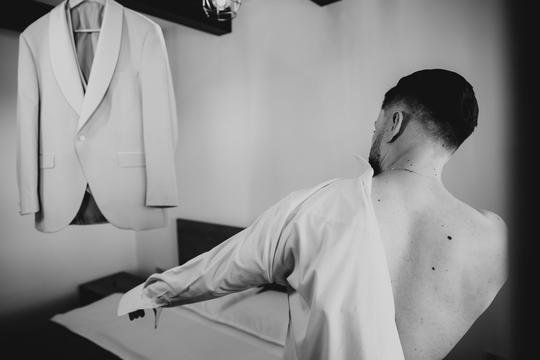 Ioana & Ionuț | Nuntă de poveste la Păstrăvăria Poiana din Mălini județul Suceava. Servicii foto-video profesionale, pentru momente de neuitat