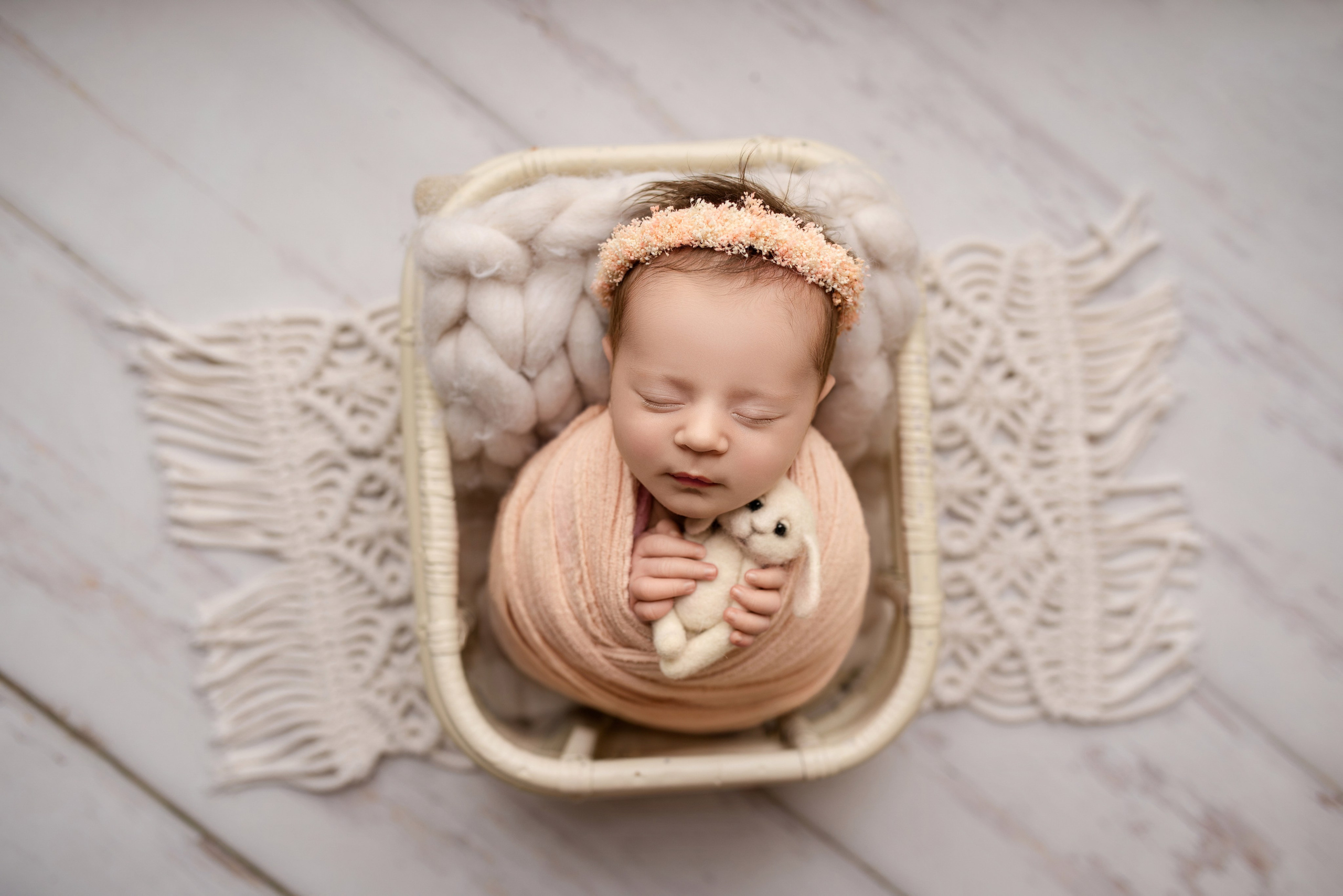 Esu Aleksandra naujagimių ir kudikių fotografė iš Vilniaus