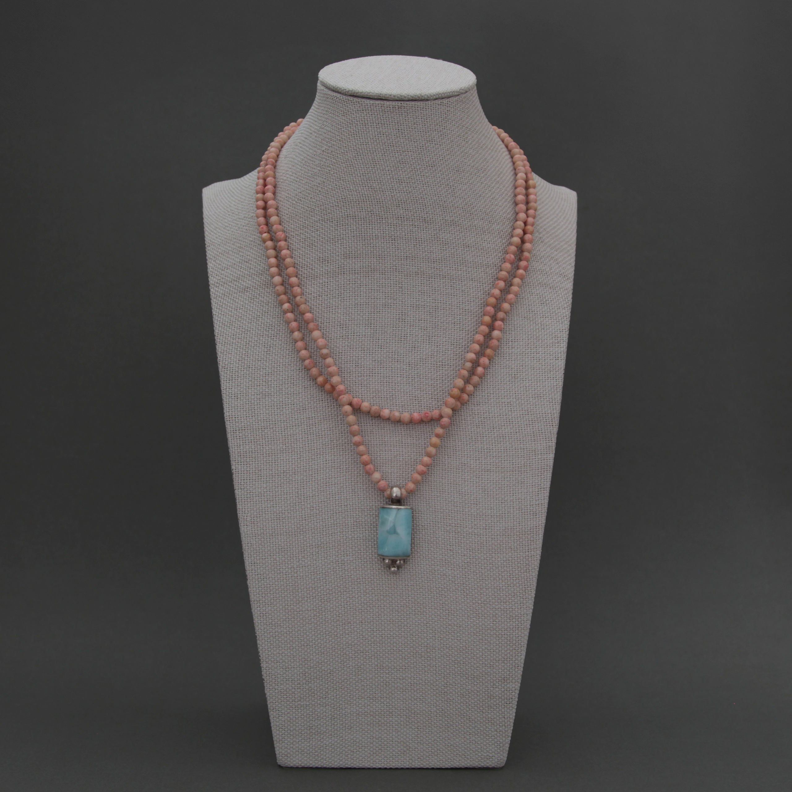 Bluecoral. Современнные и актикварные украшения в Барселоне, Москве и Санкт-Петербурге