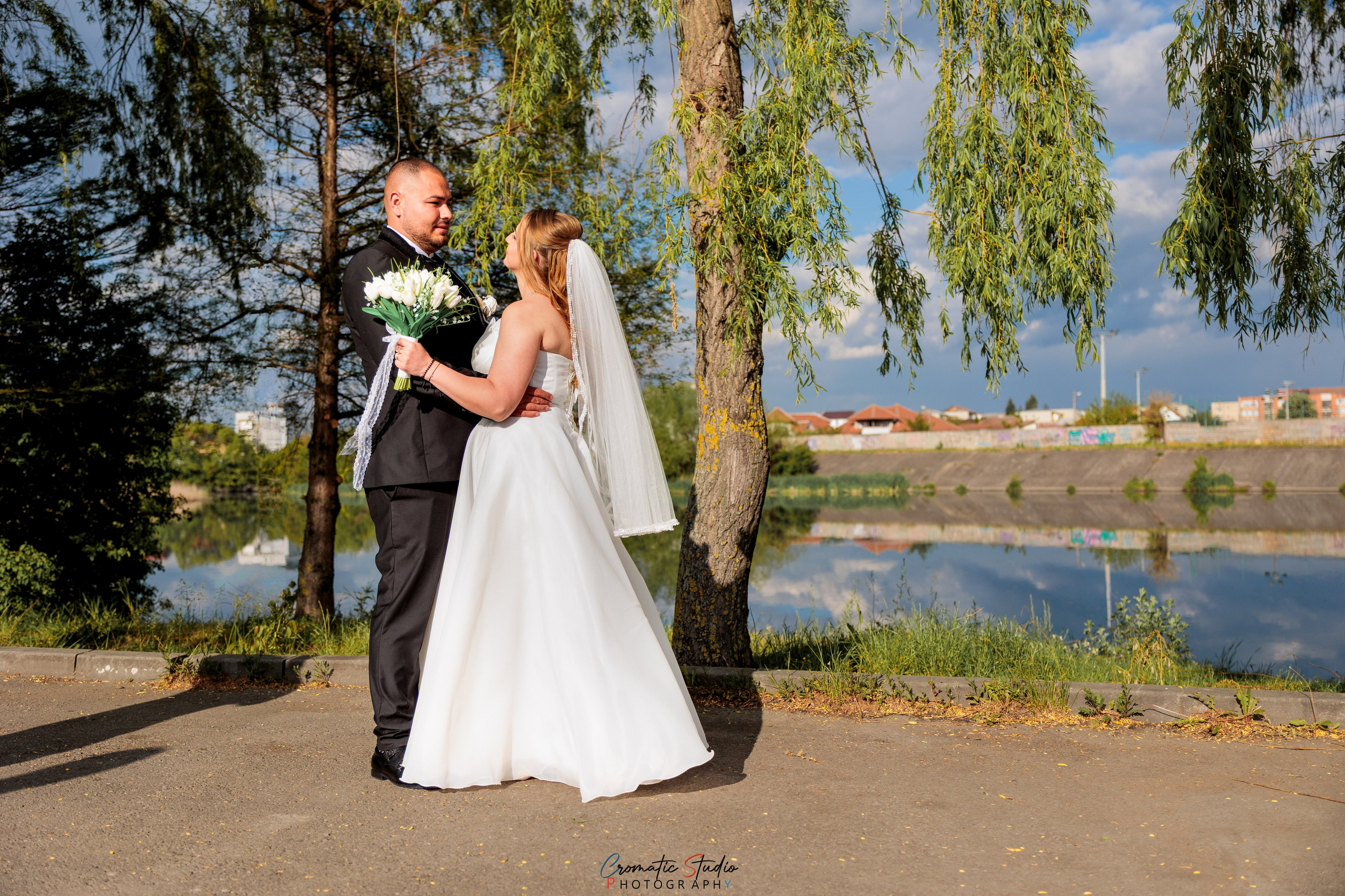 Nunta. Cromatic Studio — Fotograf de nuntă în Târgu Jiu. Emoții reale, povești autentice și amintiri create cu pasiu