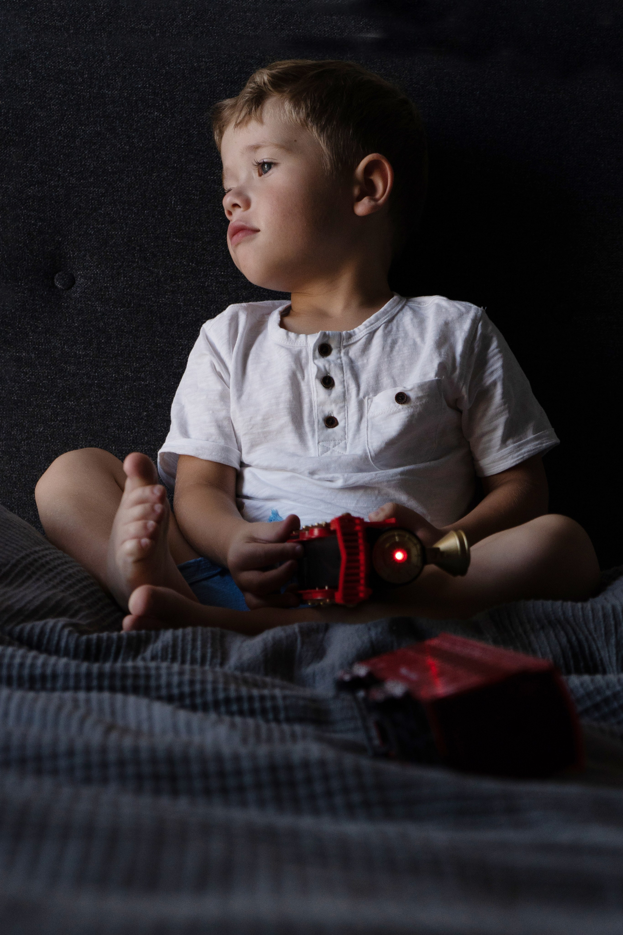 Kids Photoshoot in Abu Dhabi — Real Emotions & Genuine Moments. Mariia Safronova is your photographer in Abu Dhabi and Dubai