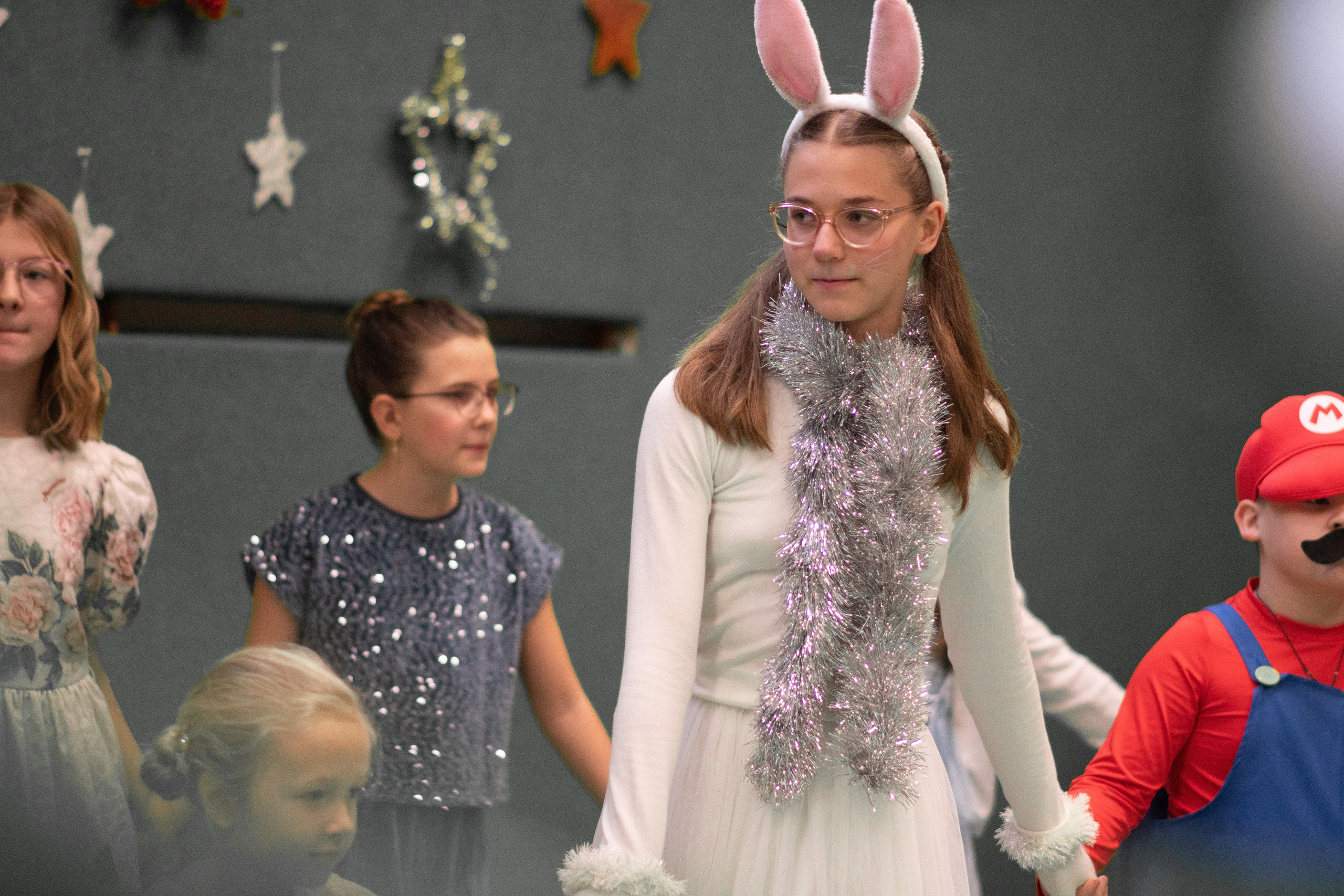 Новогодний хоровод. Семейный и детский фотограф