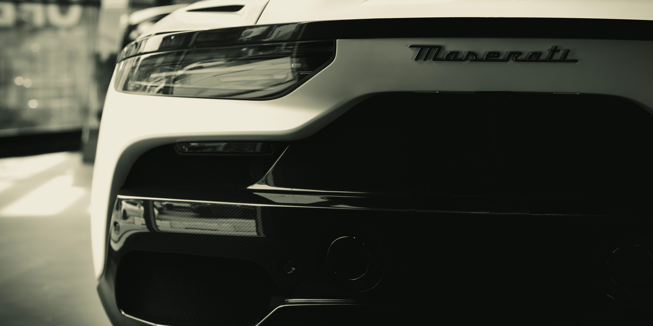 Luxury & Performance. Arvin Azimian