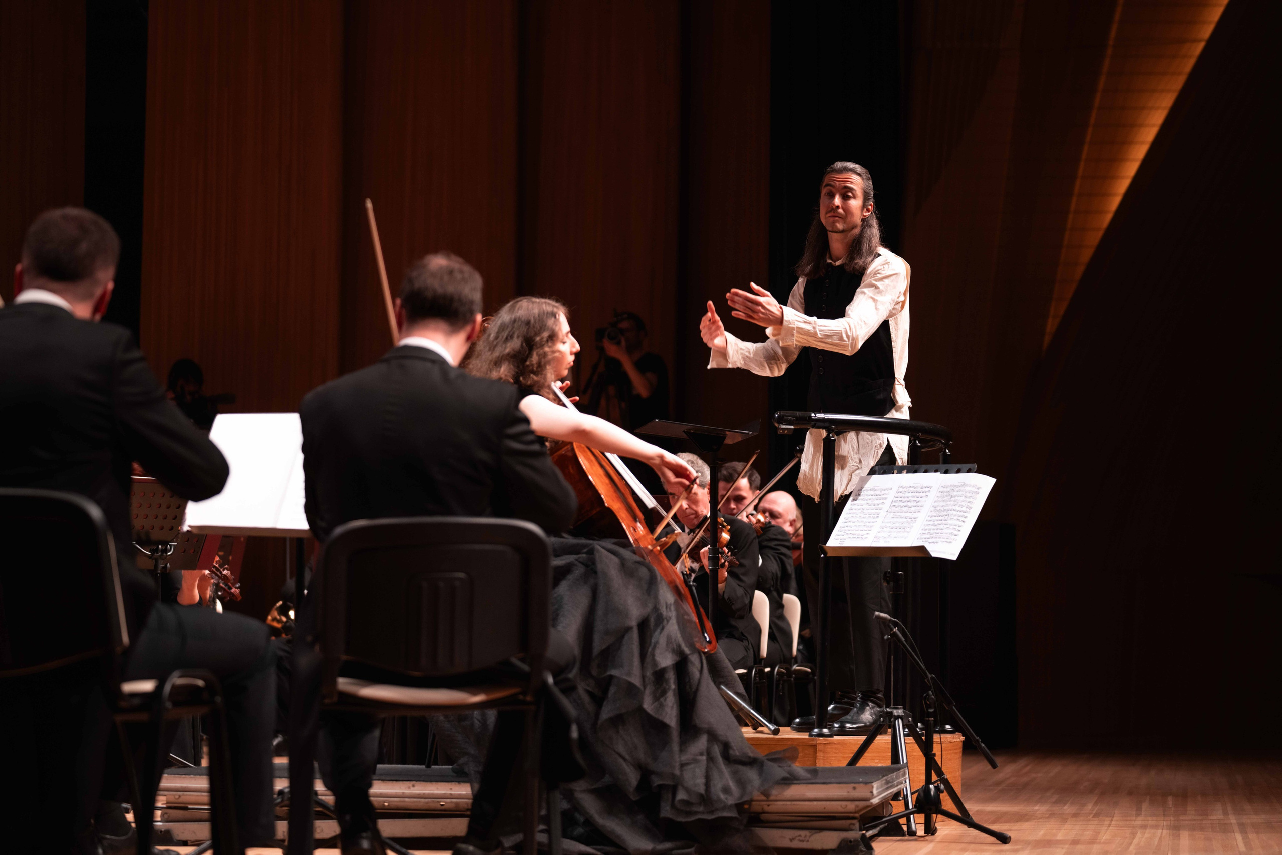 The Tchaikovsky Academic Grand Symphony Orchestra in Baku. Wedding&Event photographer Ismail Rzayev in Baku