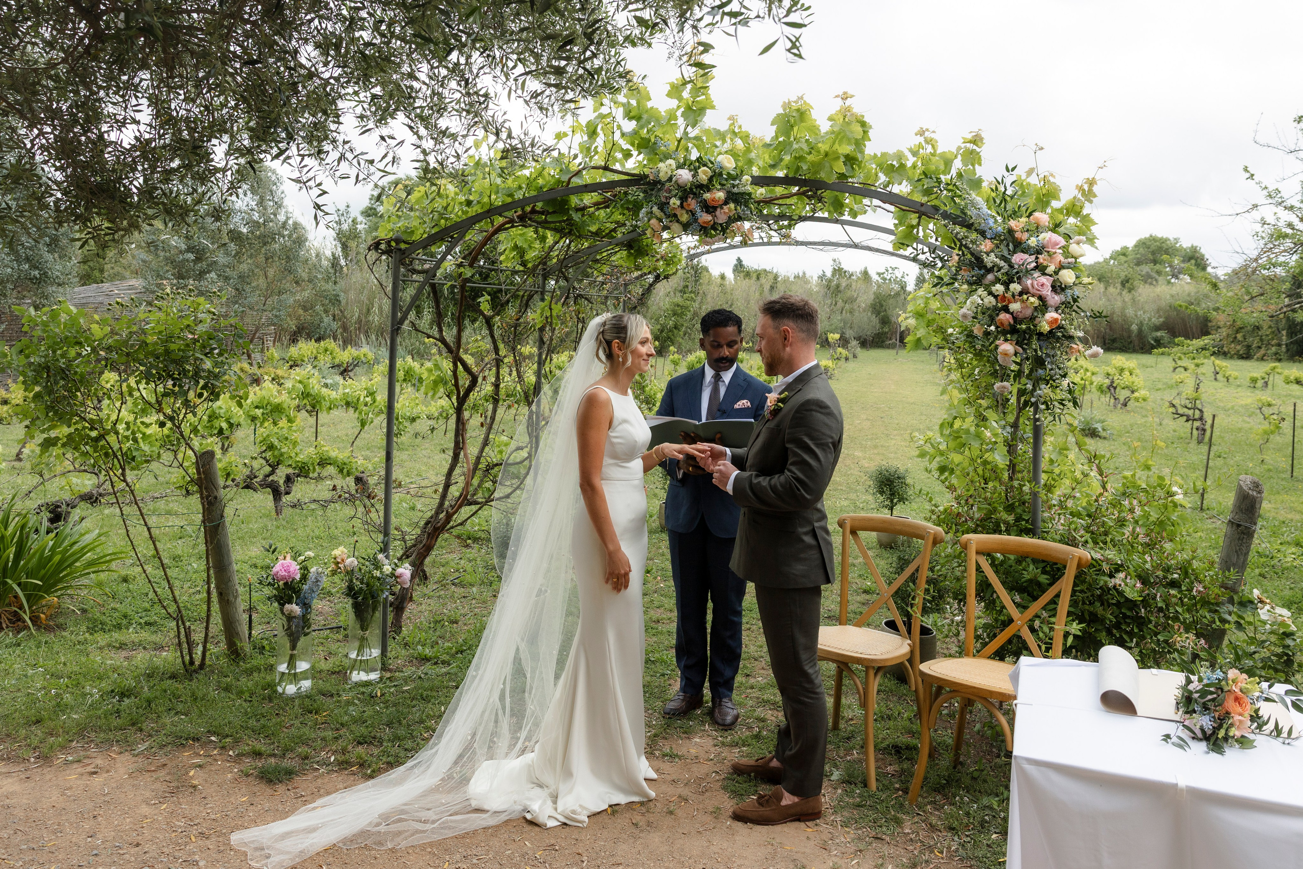 Свадьба в Château Du Puits Es Pratx — яркий день на юге Франции. Евгения Смирнова — Ваш фотограф в Тулузе и на юго-западе Франции