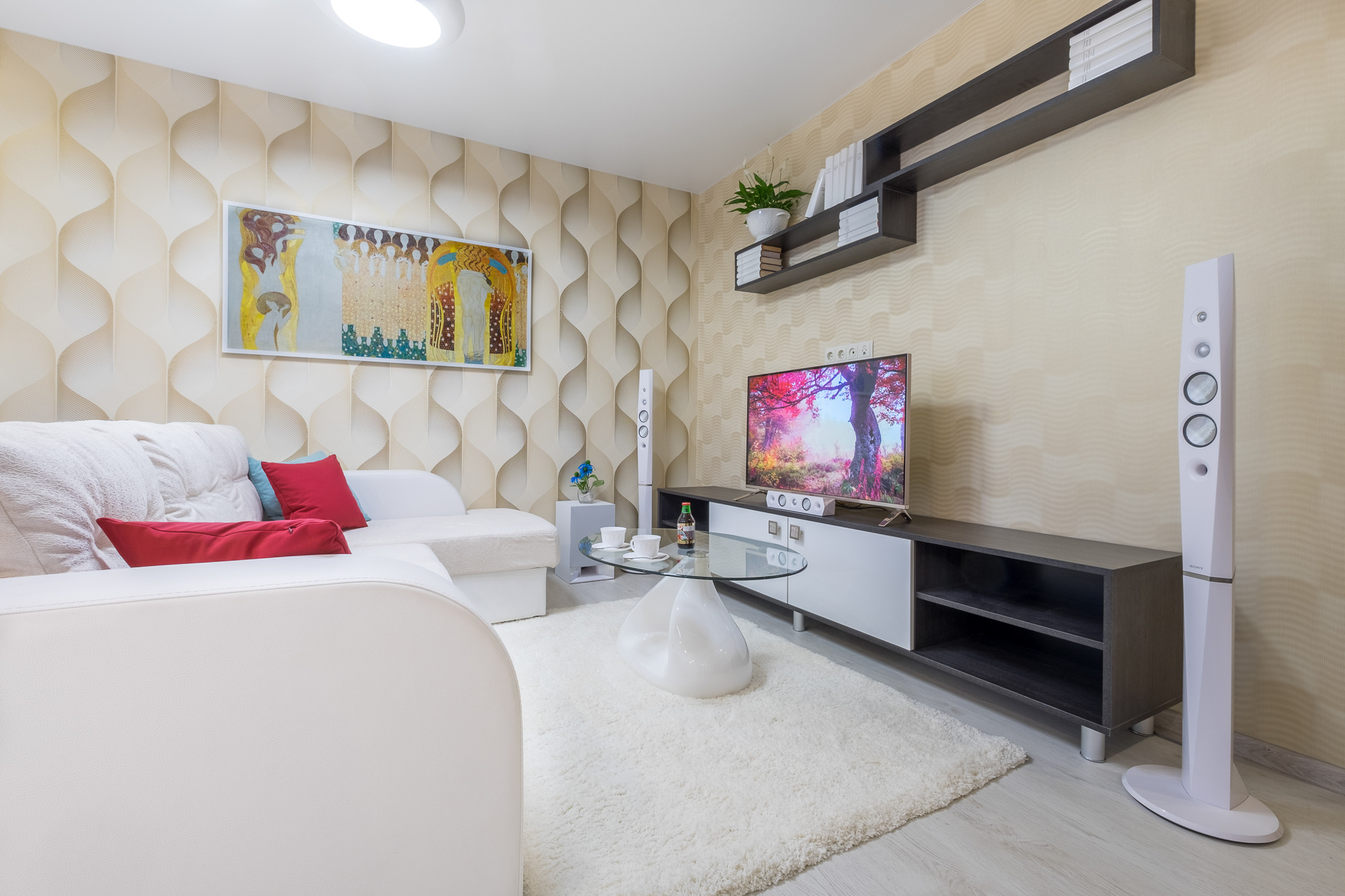 Interior photographer in Europe. Iceland elopement photo and video | Nikolaichik Photo