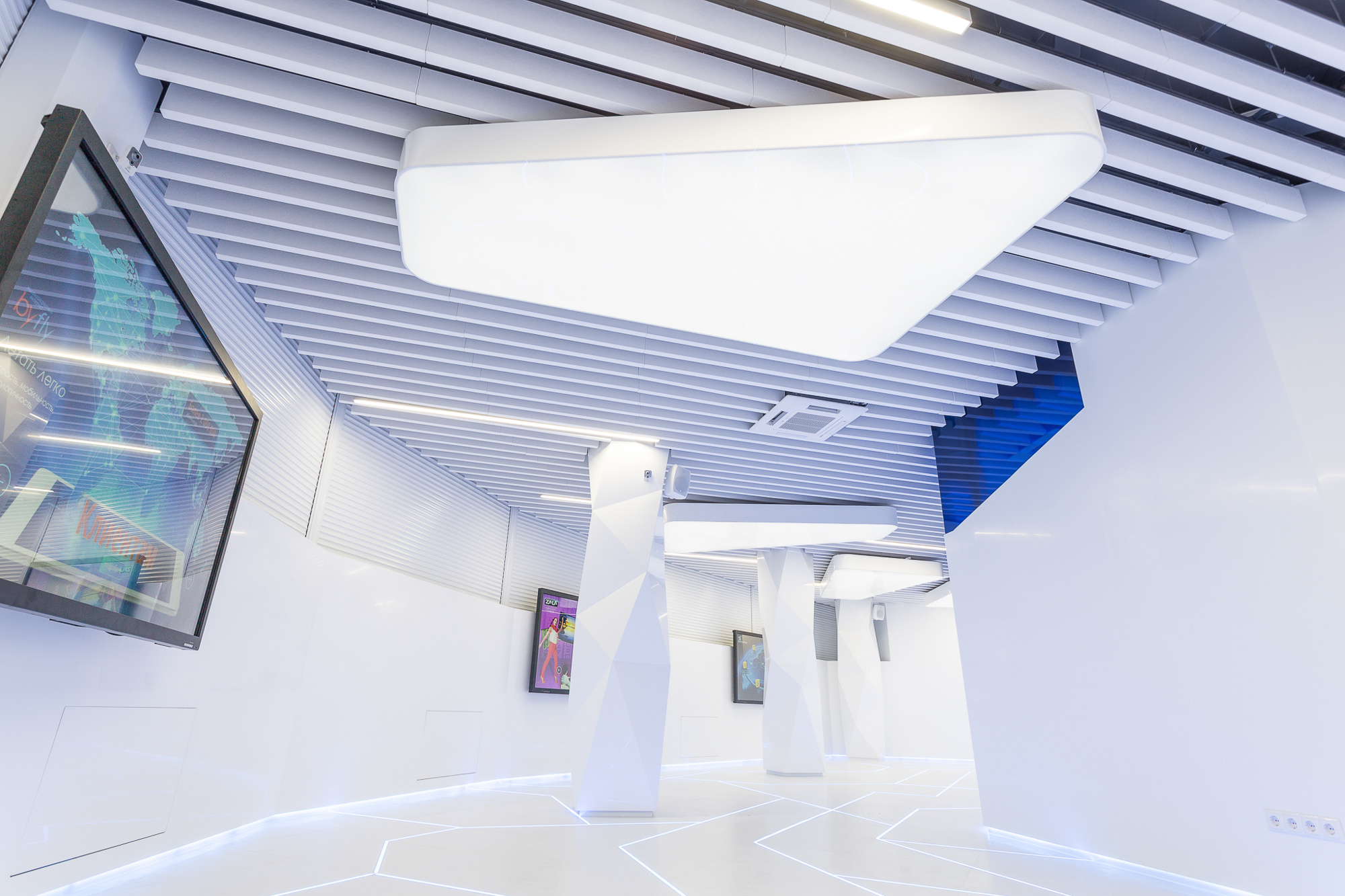 Interior photographer in Europe. Iceland elopement photo and video | Nikolaichik Photo