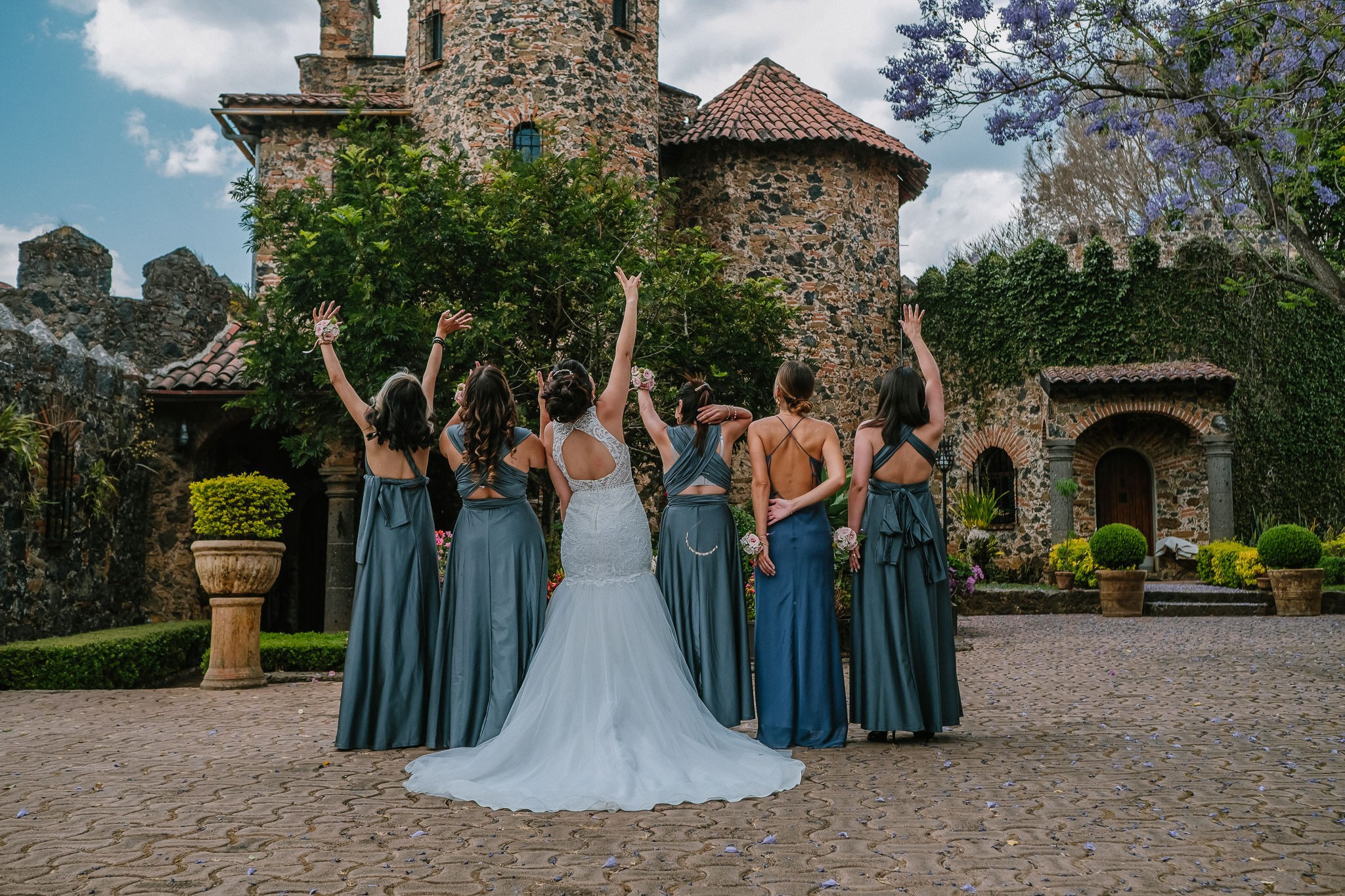 Yenisel & Raul / Tepoztlan. Wedding and family photographer in Mexico City