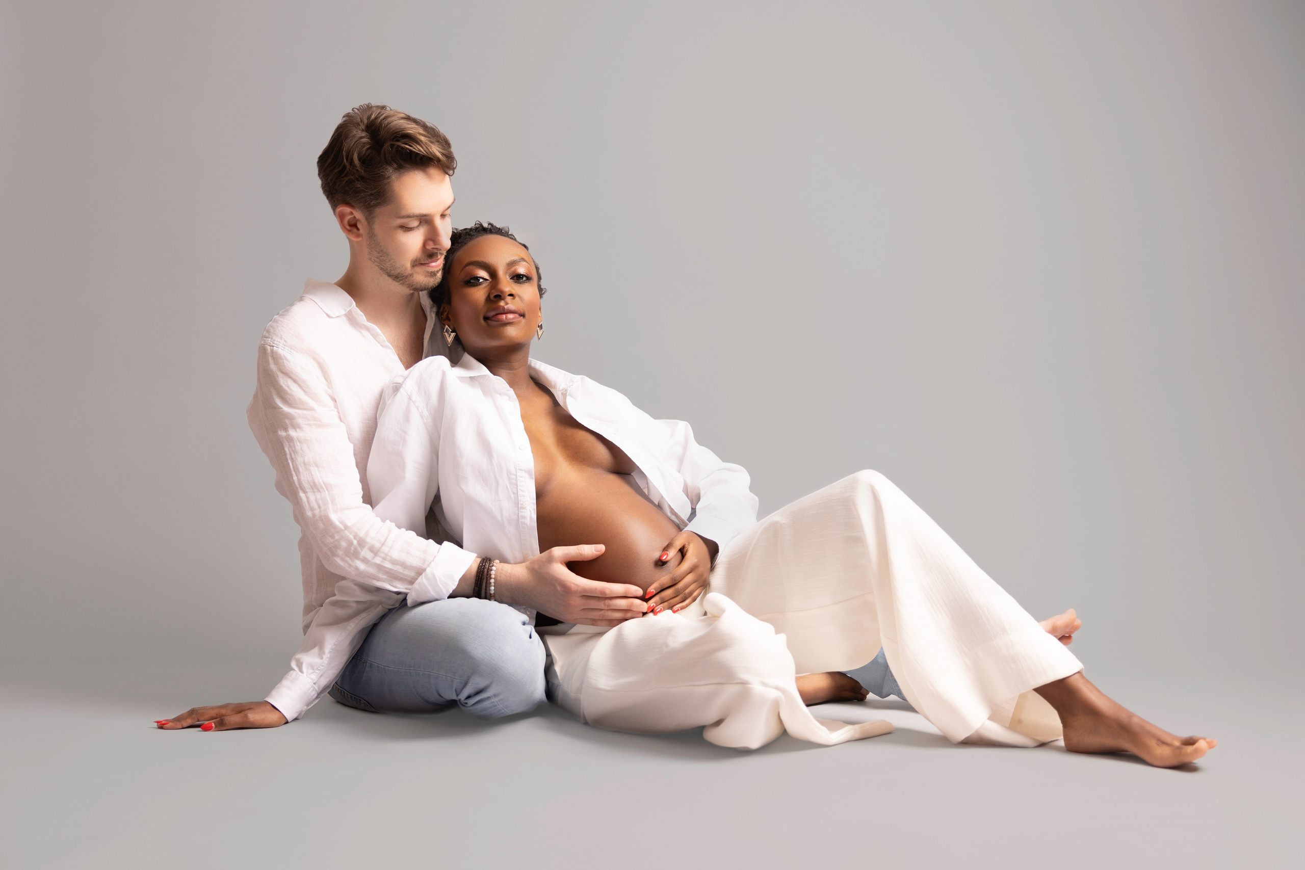 Maternity Photoshoot in Dresden — Studio & Outdoor. Family & Maternity Photographer in Dresden Tatiana Mudryak