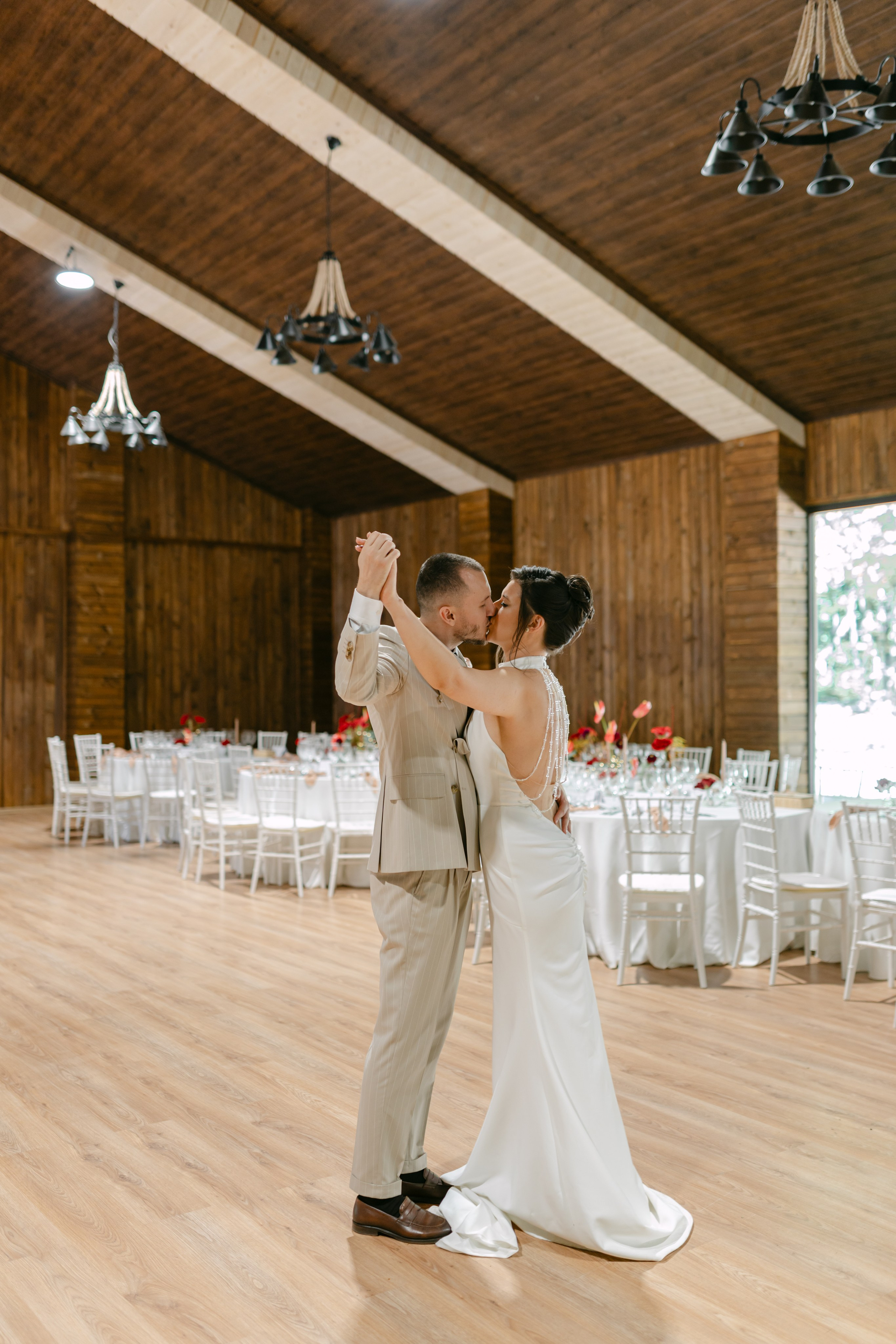 Alex & Corina. Gabrielacojocariu.com