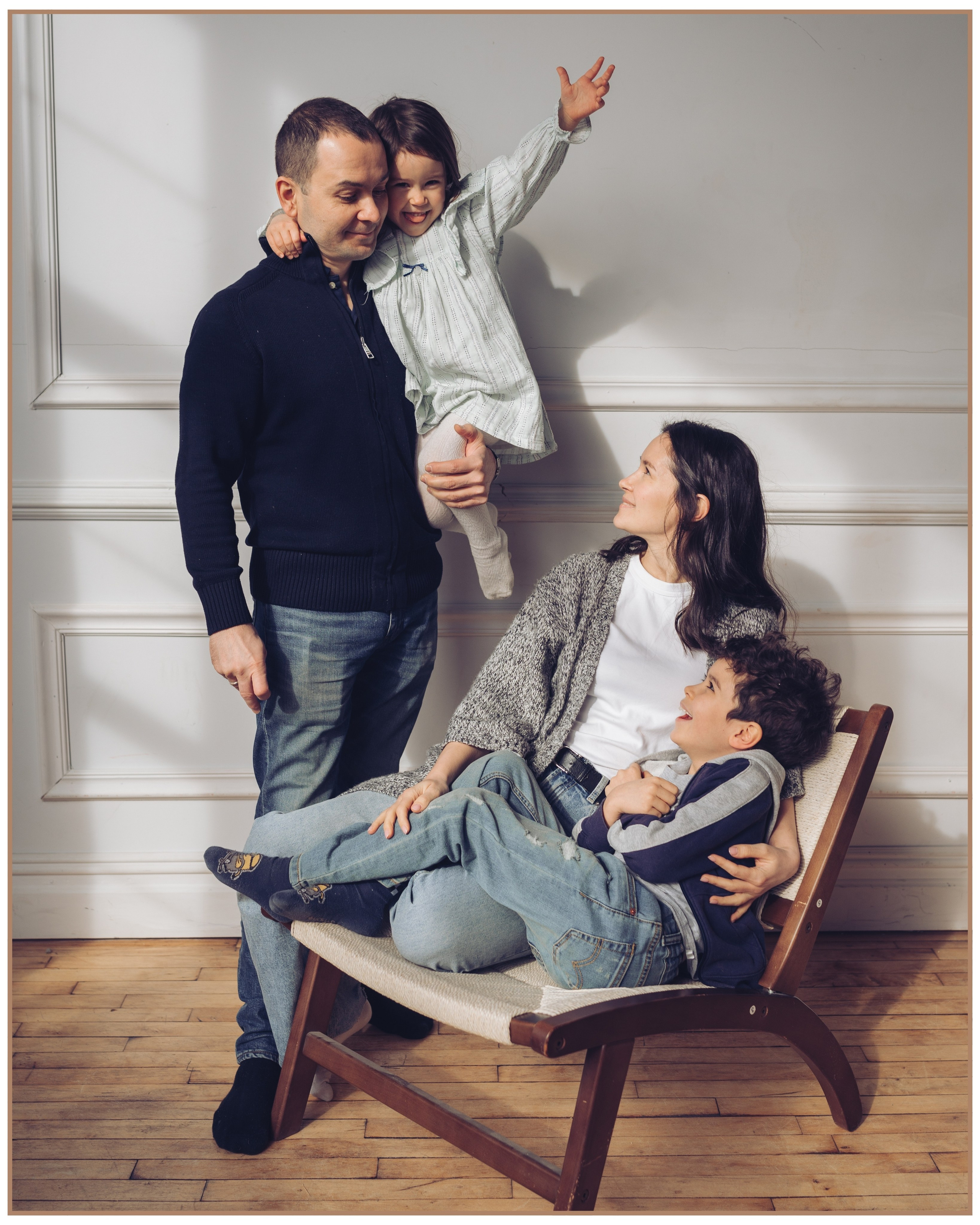 Family Love. Dash_photopic.I’m Daria New York based photographer