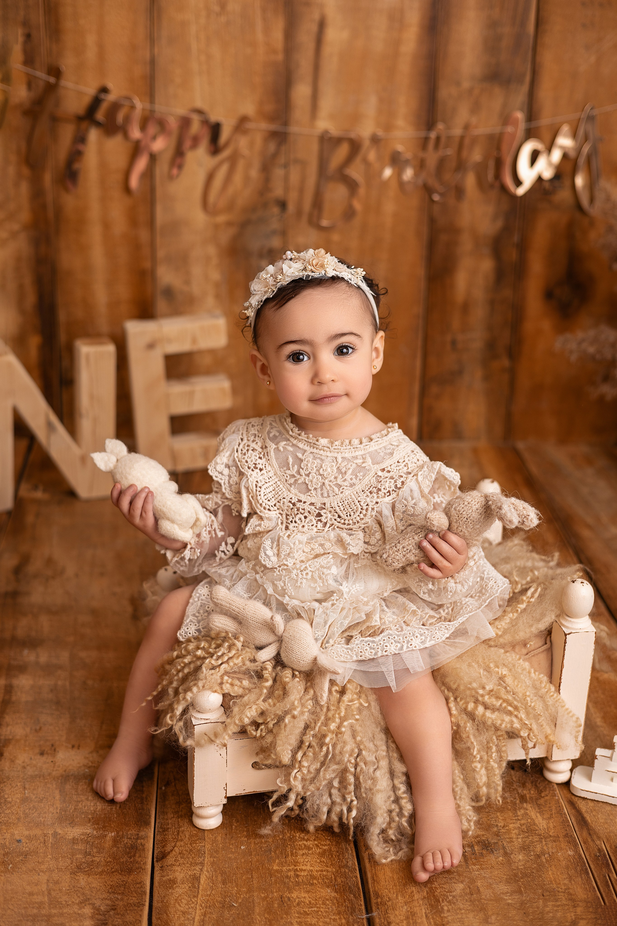 Erste Geburtstag „Cake Smash“. Neugeborene- Schwangerschaft- und Kinder Fotografin in Lehre